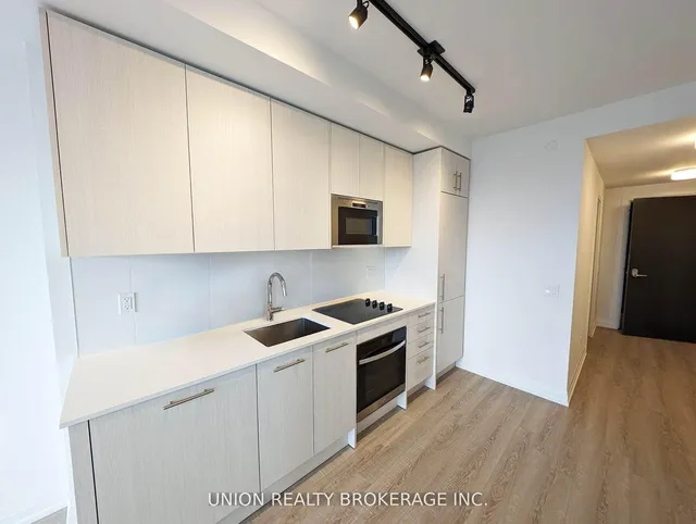 286 Main St #2609, Toronto 3