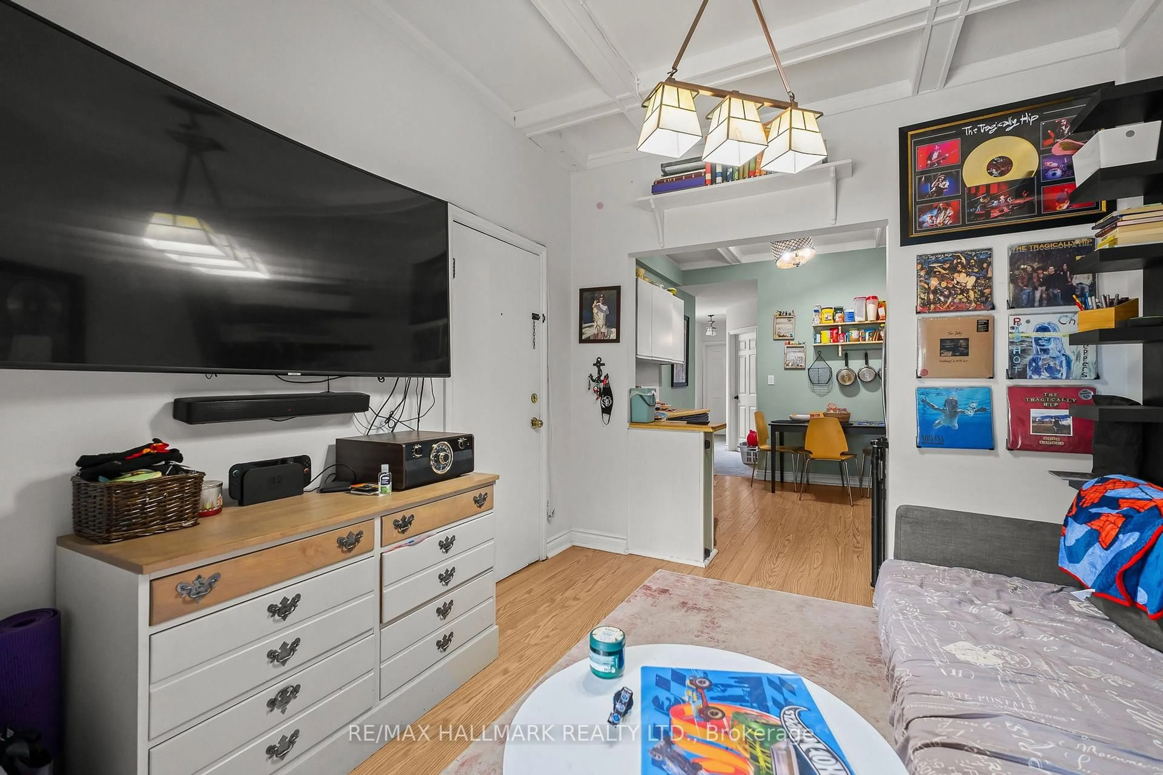 Home theater for 159 Parkmount Rd, Toronto Ontario M4J 4V3