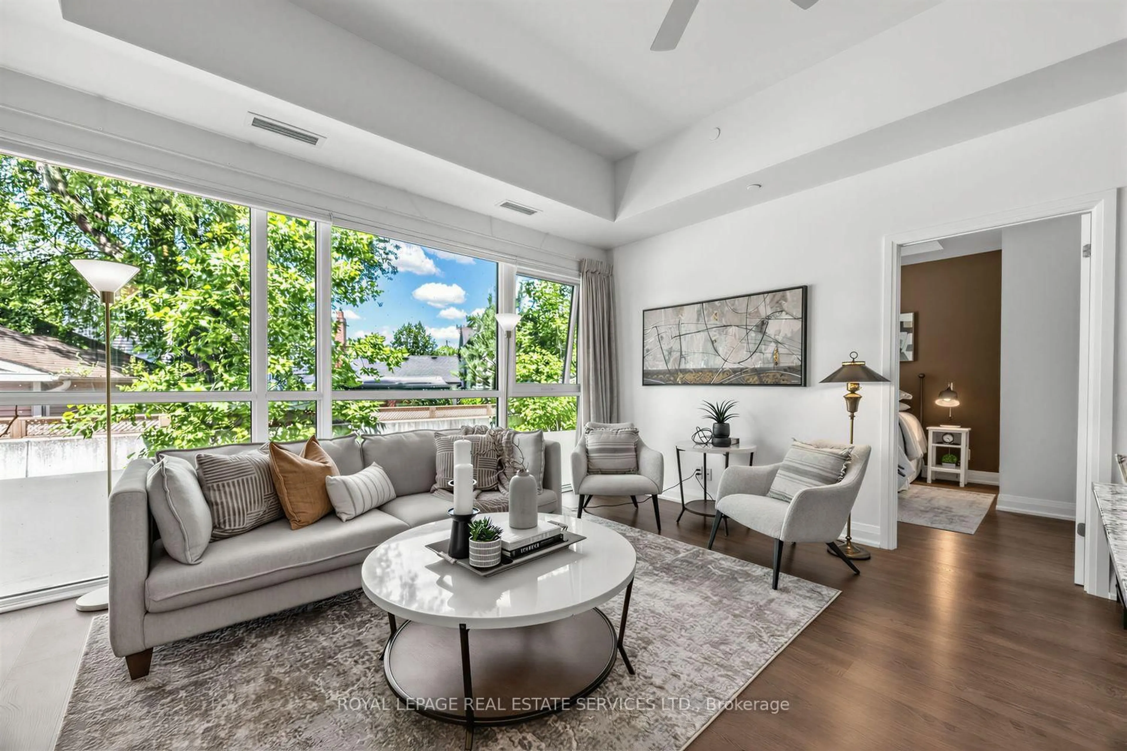 Living room with furniture, unknown for 1400 Kingston Rd #105, Toronto Ontario M1N 0C2