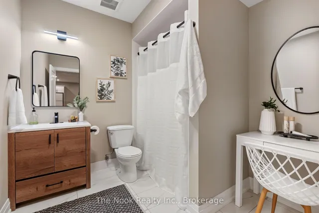 8287 Old Scugog Rd, Clarington 2