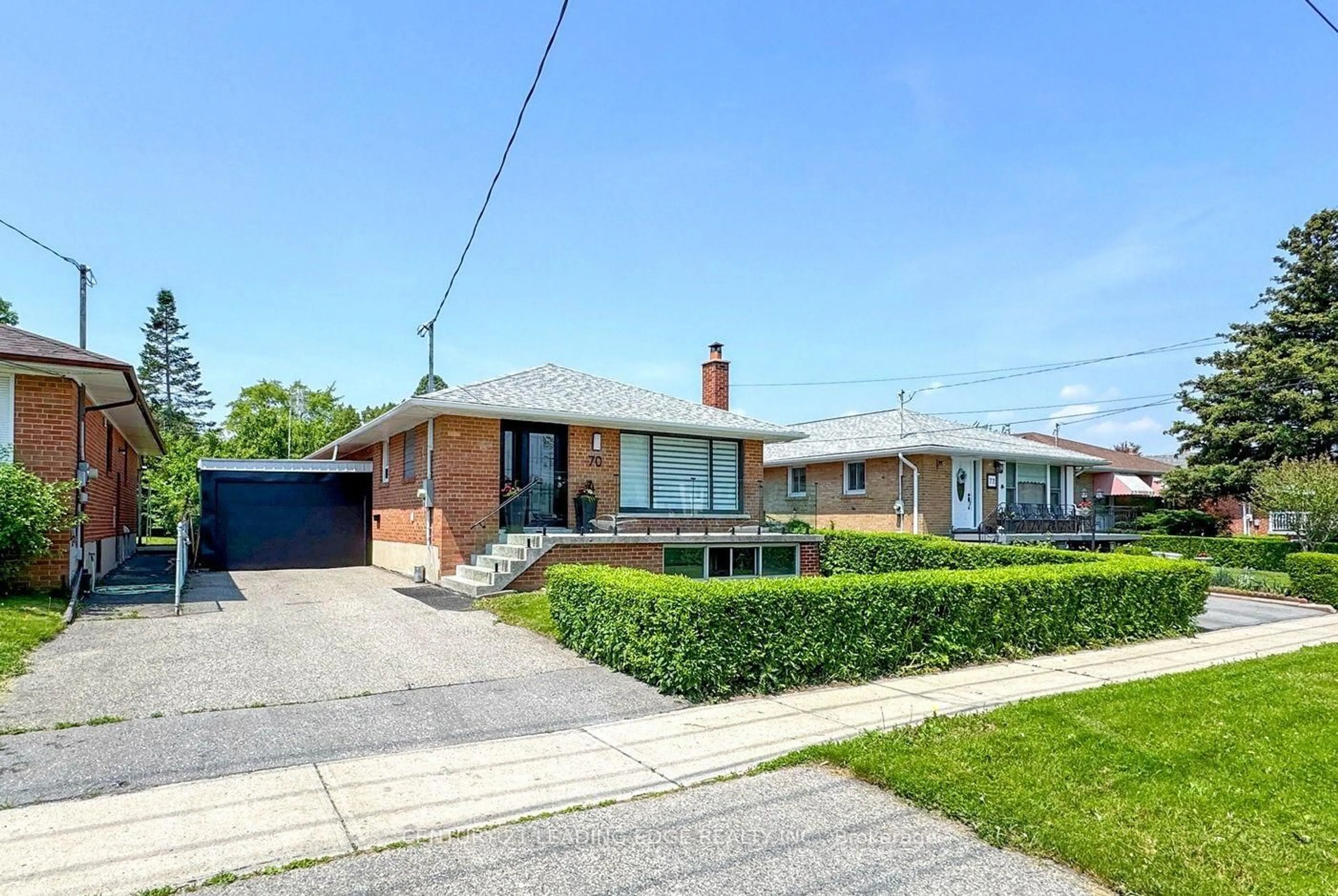 Home with brick exterior material, street for 70 Wexford Blvd, Toronto Ontario M1R 1L3