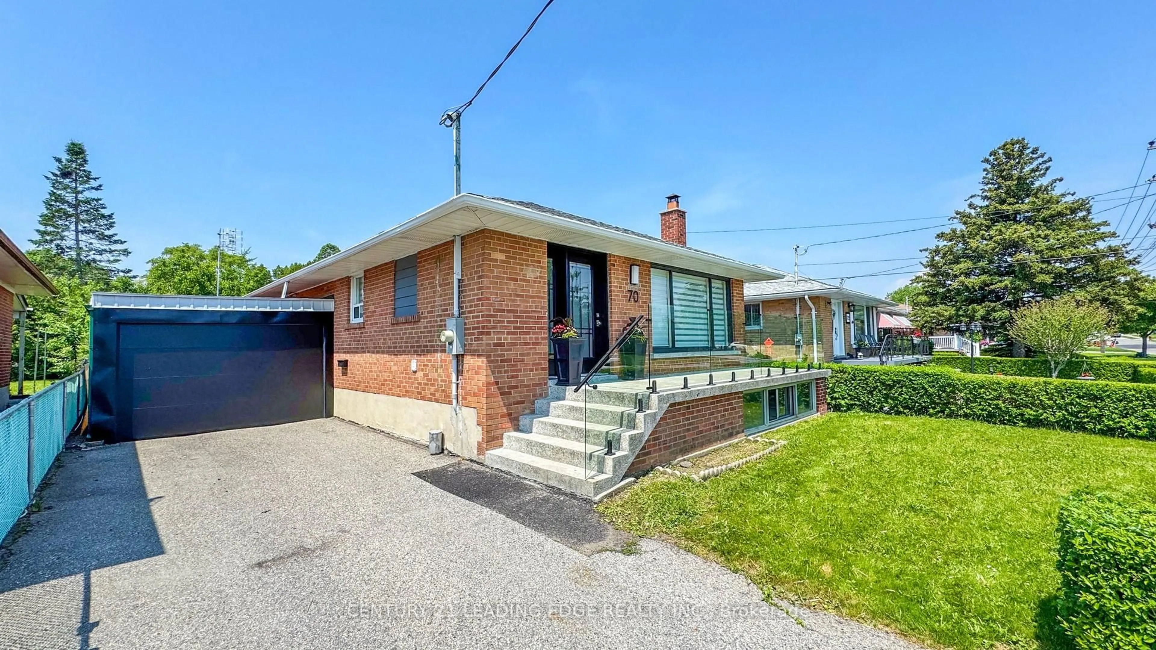 Home with brick exterior material, street for 70 Wexford Blvd, Toronto Ontario M1R 1L3