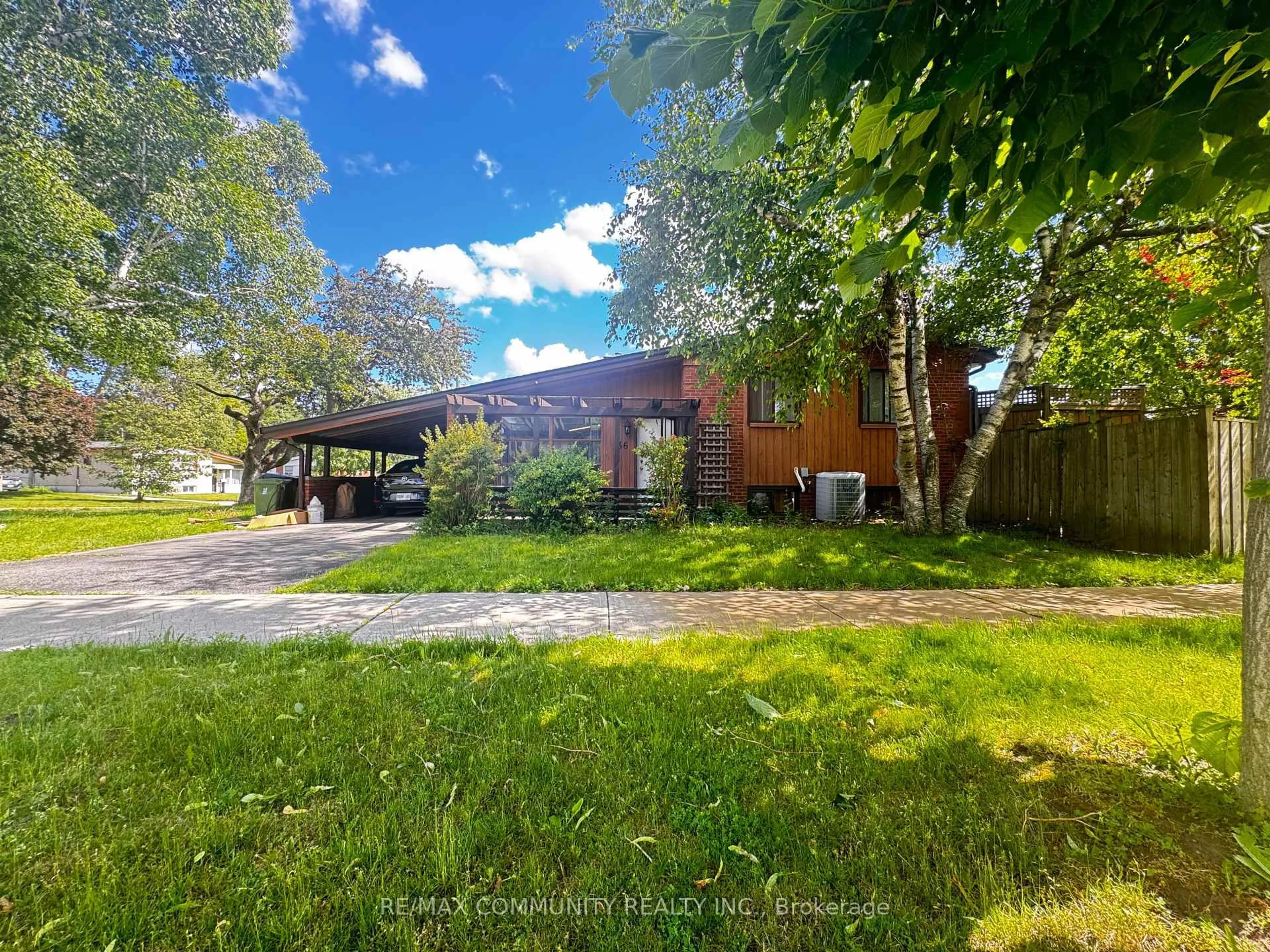 A pic from outside/outdoor area/front of a property/back of a property/a pic from drone, unknown for 36 Benprice Crt, Toronto Ontario M1H 1N3