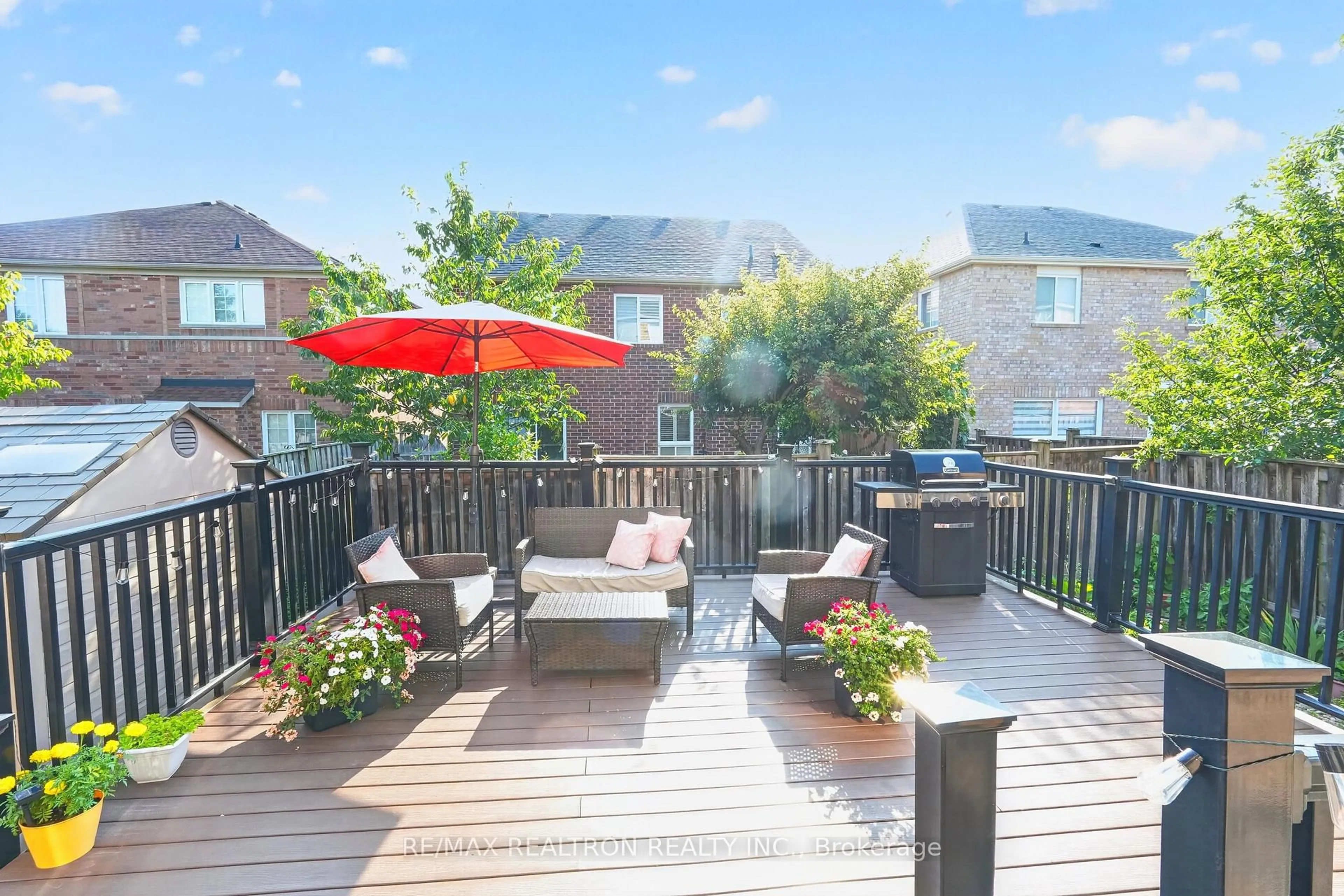 Patio, unknown for 18 Carter-Bennett Dr, Ajax Ontario L1T 4N5