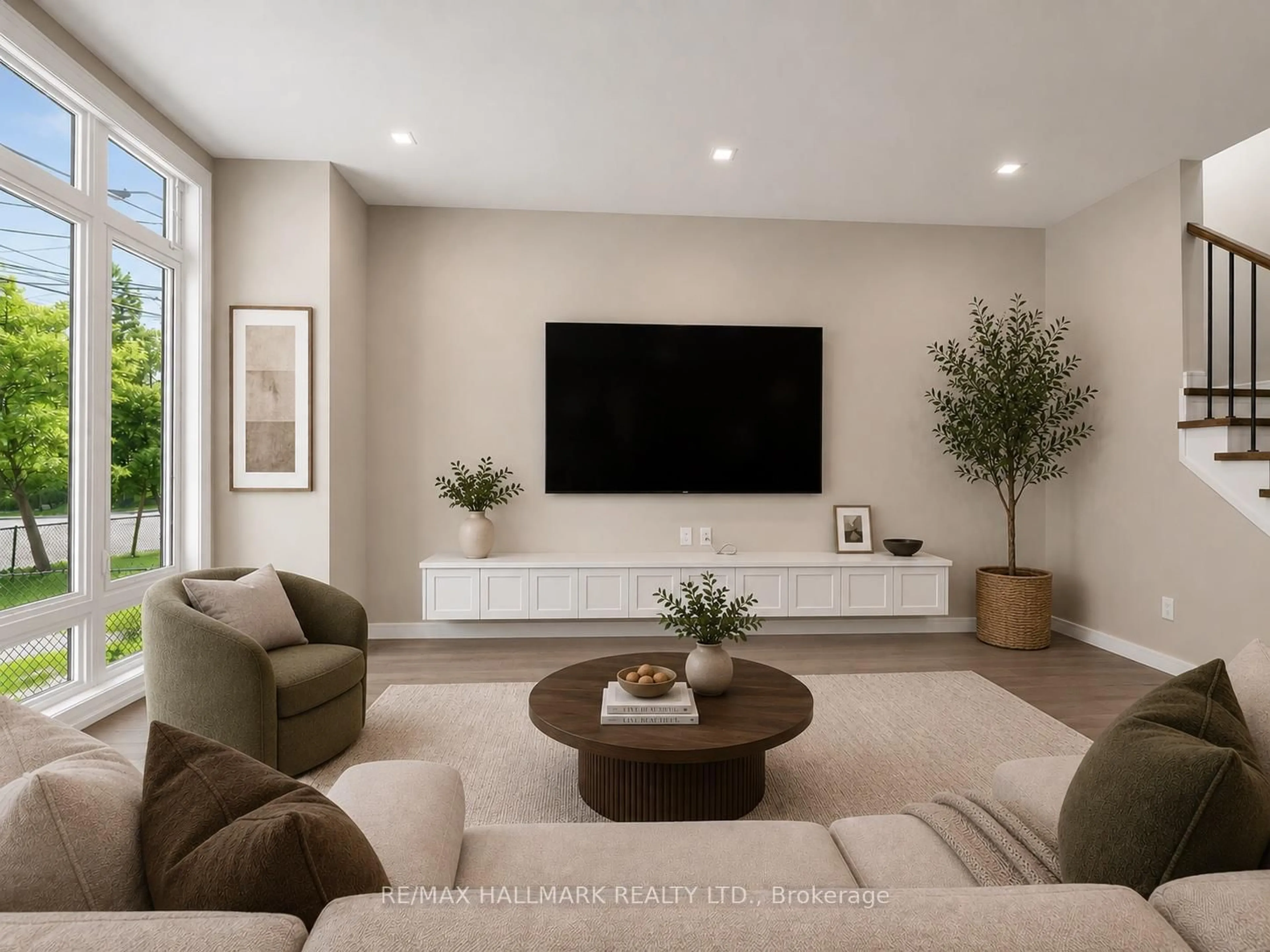 Living room with furniture, unknown for 92 Craiglee Dr, Toronto Ontario M1N 2M7