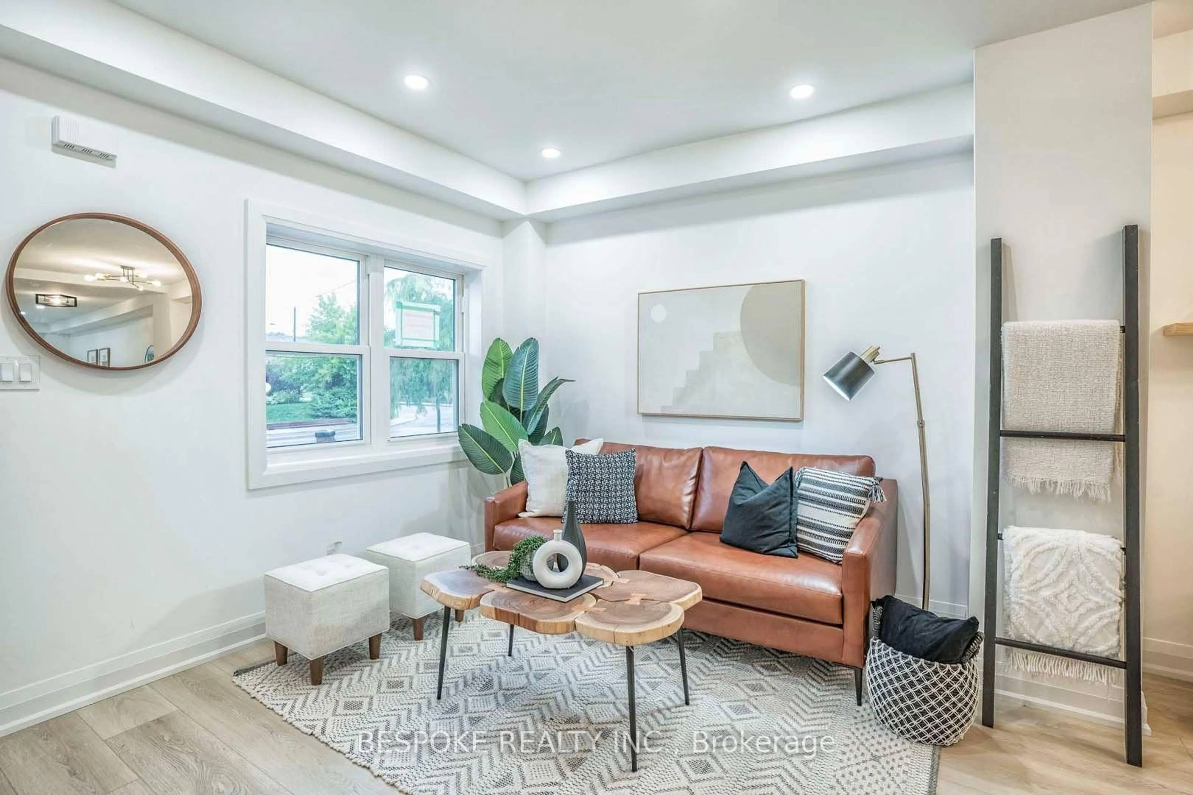 Living room with furniture, unknown for 681 Cosburn Ave, Toronto Ontario M4C 2V1
