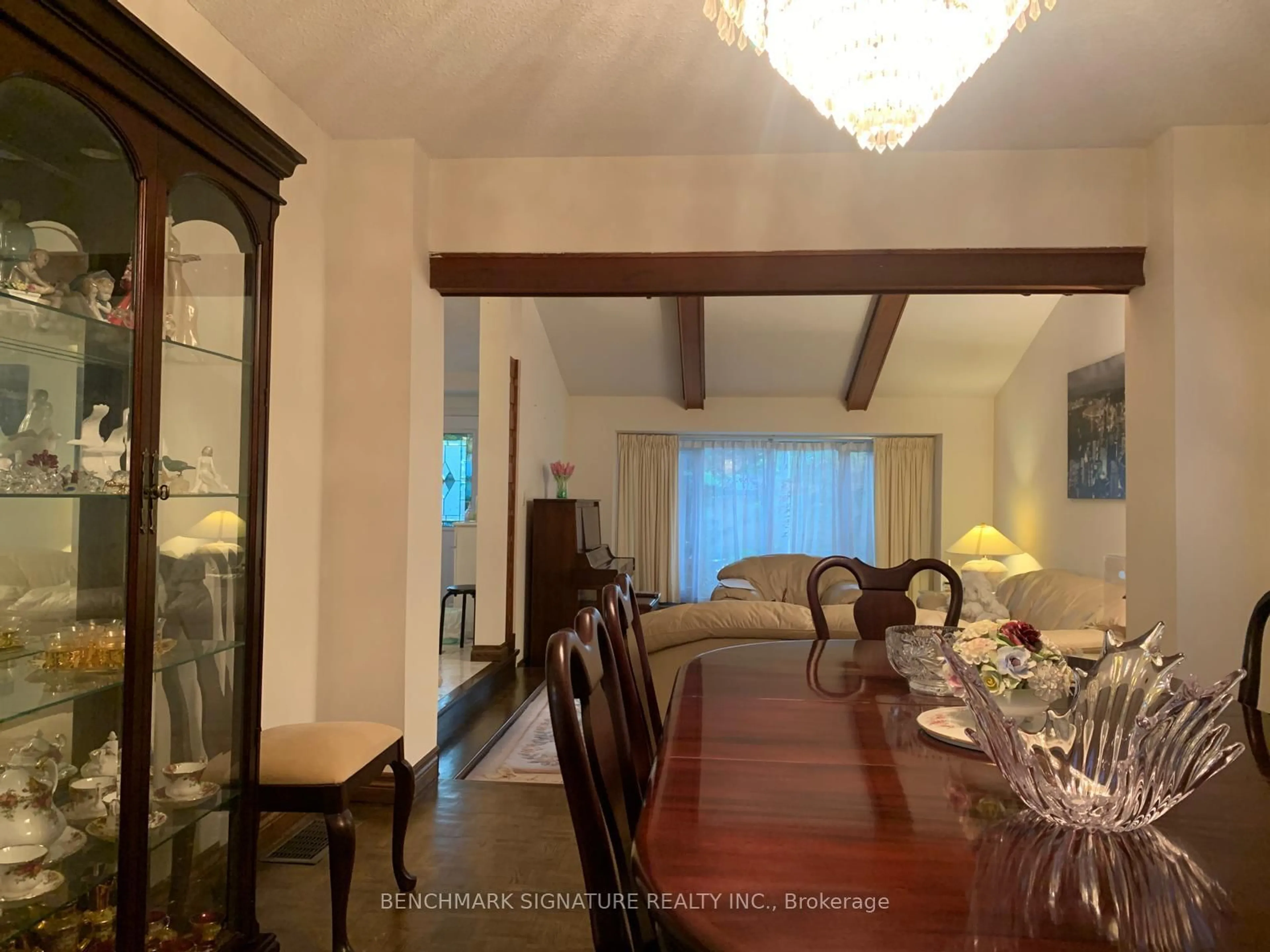 Dining room, unknown for 31 Melva Cres, Toronto Ontario M1V 1A4
