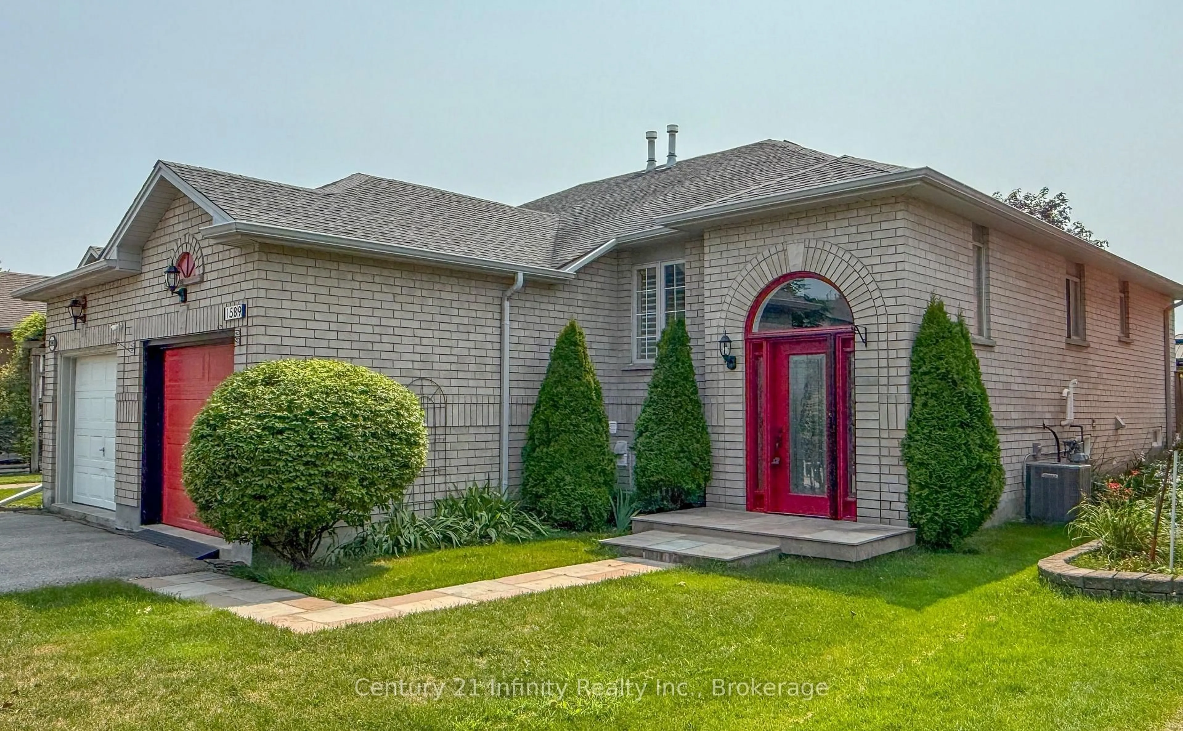 Home with brick exterior material, street for 1589 Fieldgate Dr, Oshawa Ontario L1K 2L4