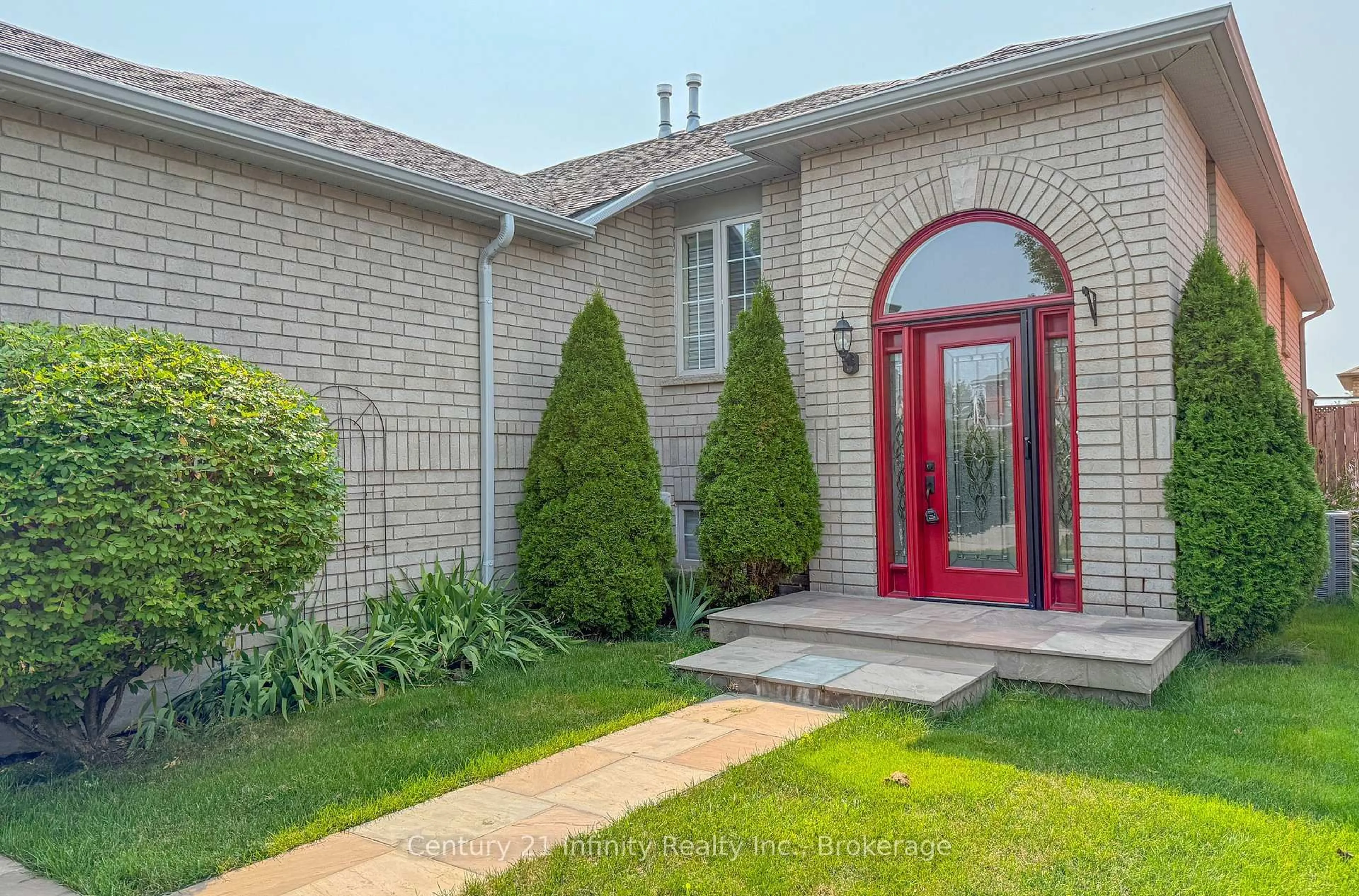 Home with brick exterior material, street for 1589 Fieldgate Dr, Oshawa Ontario L1K 2L4