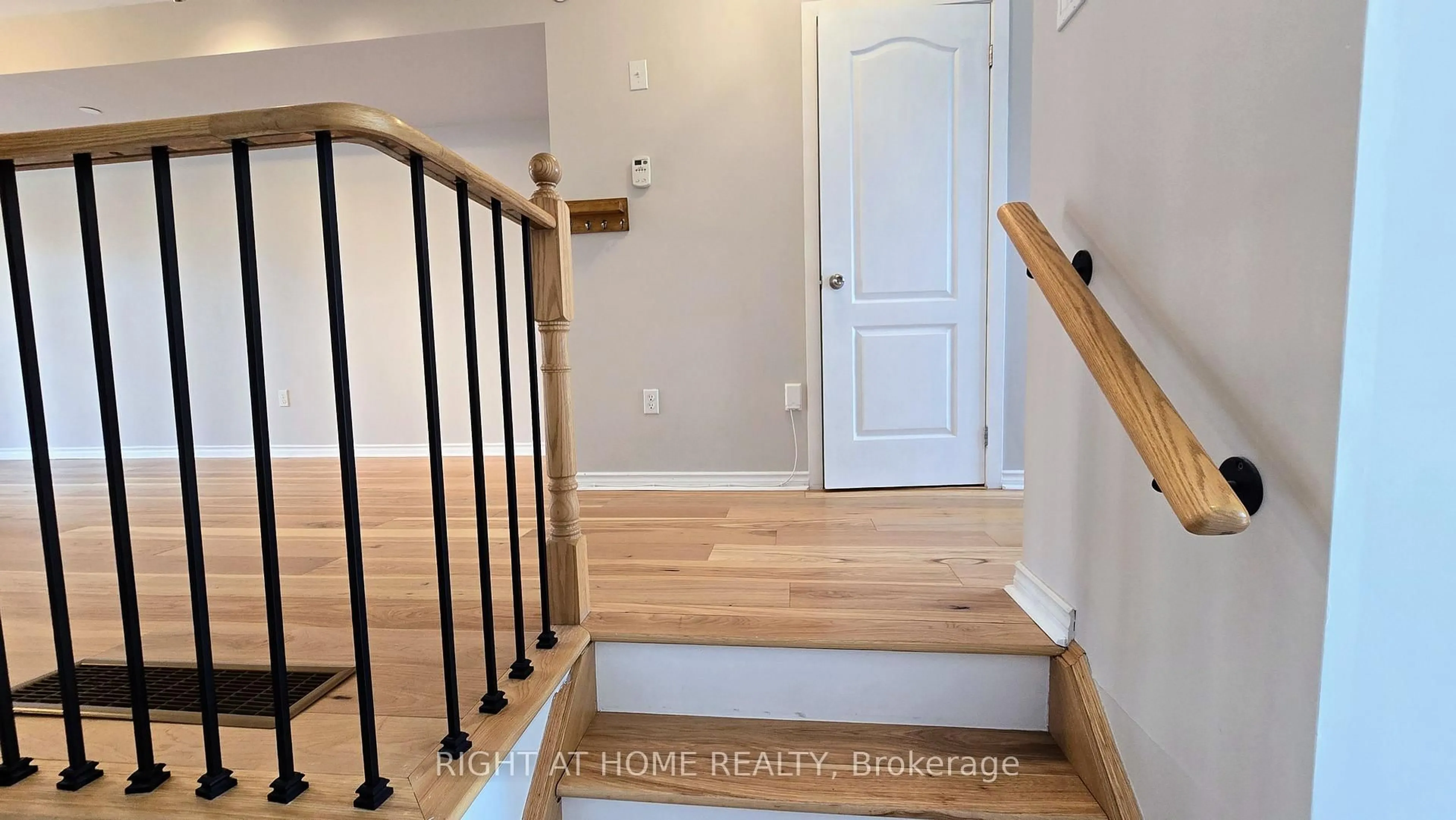 Unknown for 2358 Chevron Prince Path #341, Oshawa Ontario L1L 0K9