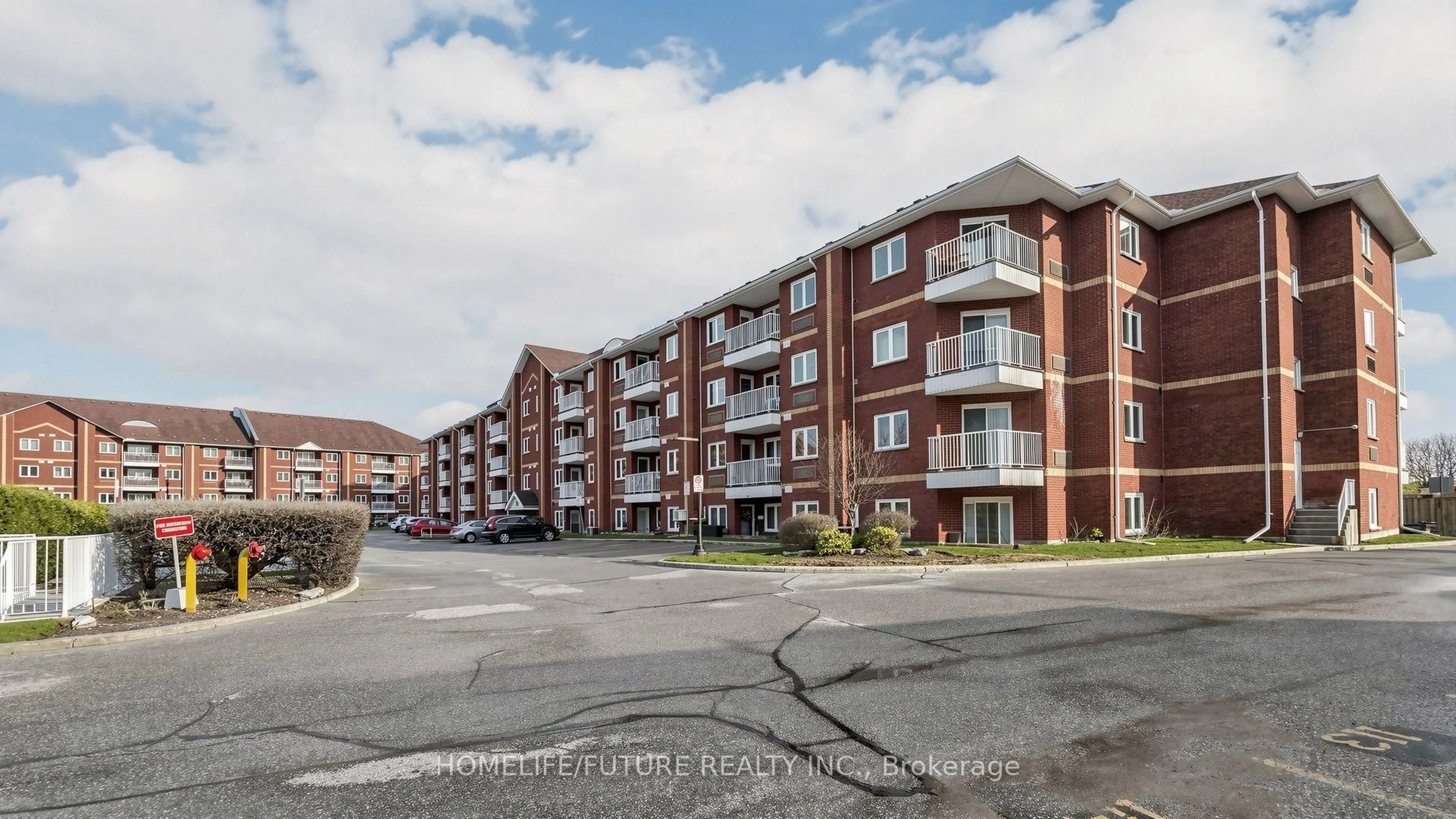 A pic from outside/outdoor area/front of a property/back of a property/a pic from drone, unknown for 191 Lake Driveway #208, Ajax Ontario L1S 7H9