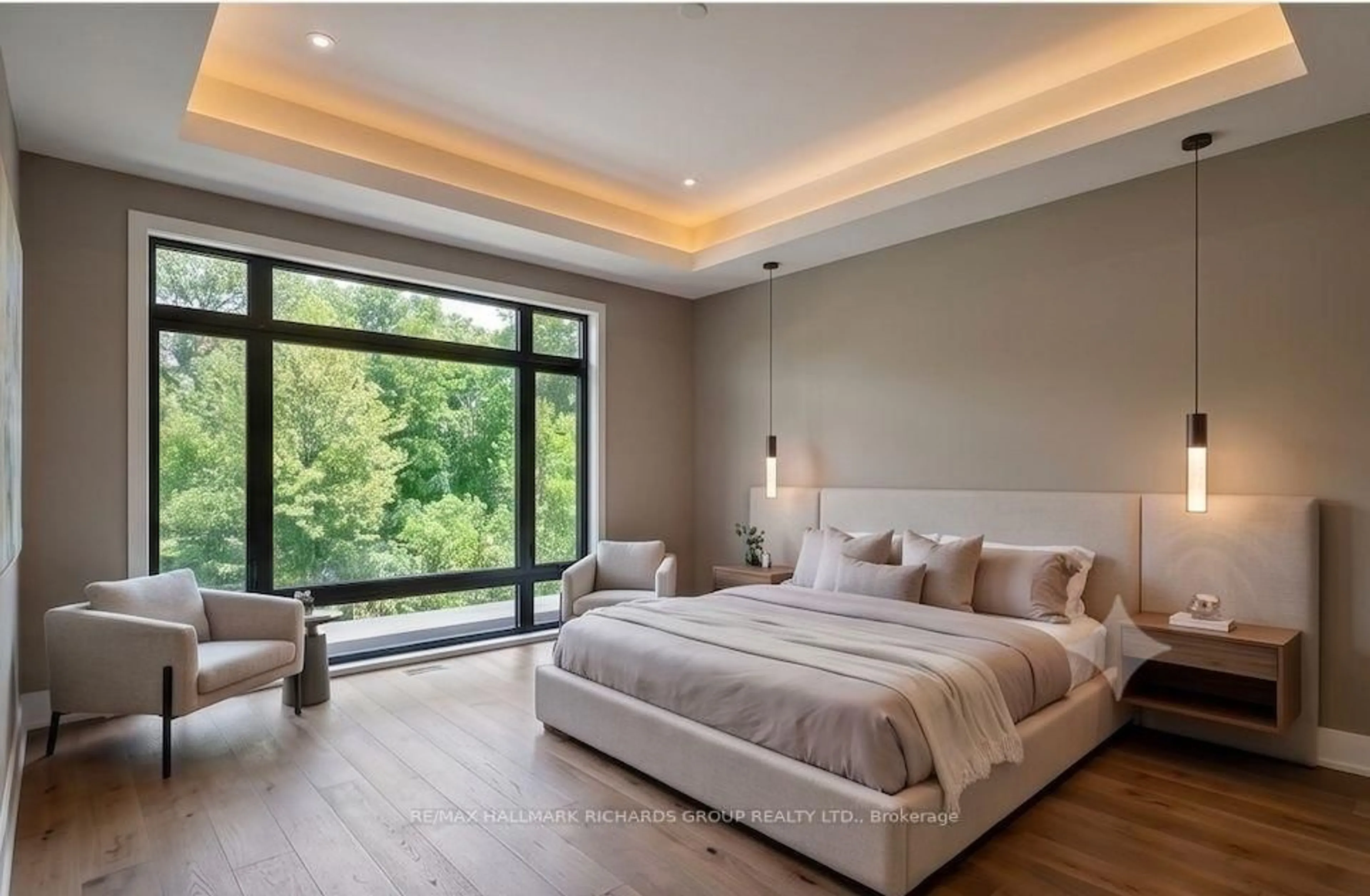 Bedroom with bed, wood/laminate floor for 98 Ferris Rd, Toronto Ontario M4B 1G4