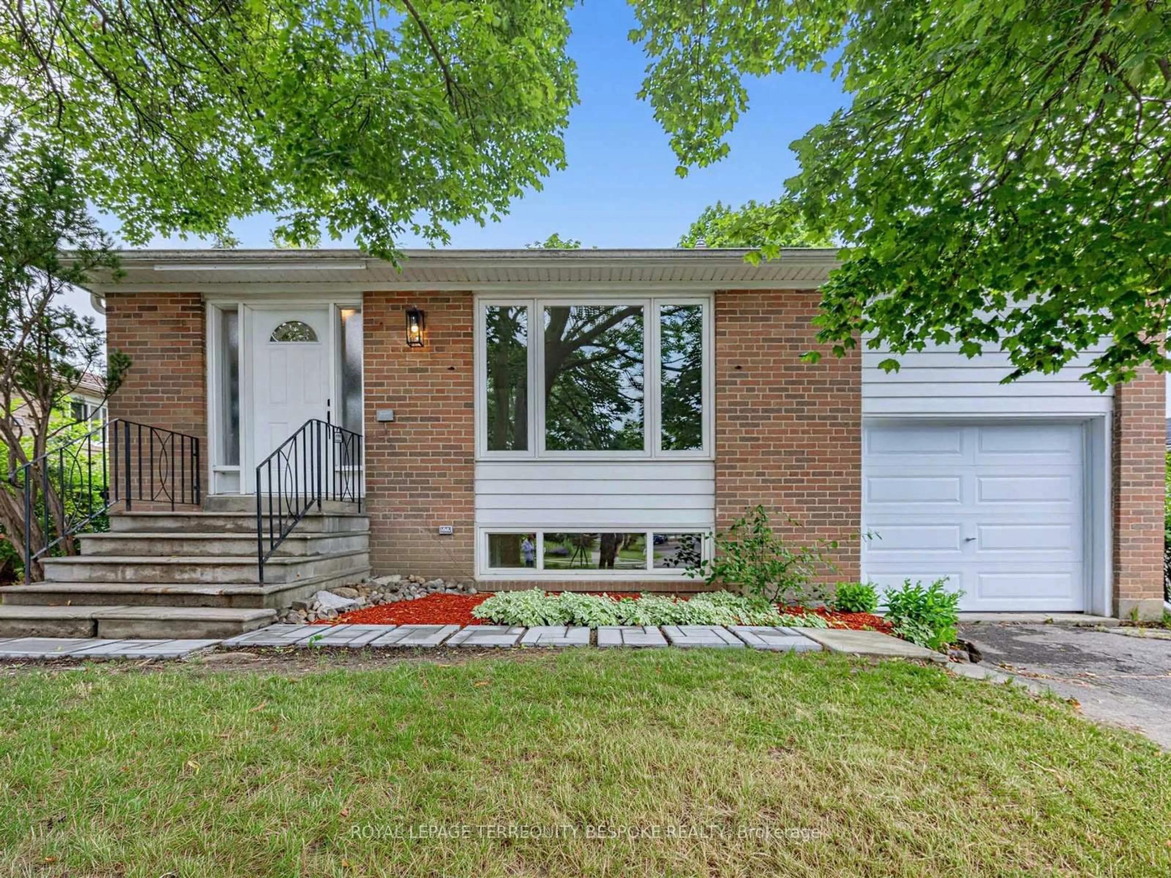 Home with brick exterior material, street for 9 Midcroft Dr, Toronto Ontario M1S 1W9