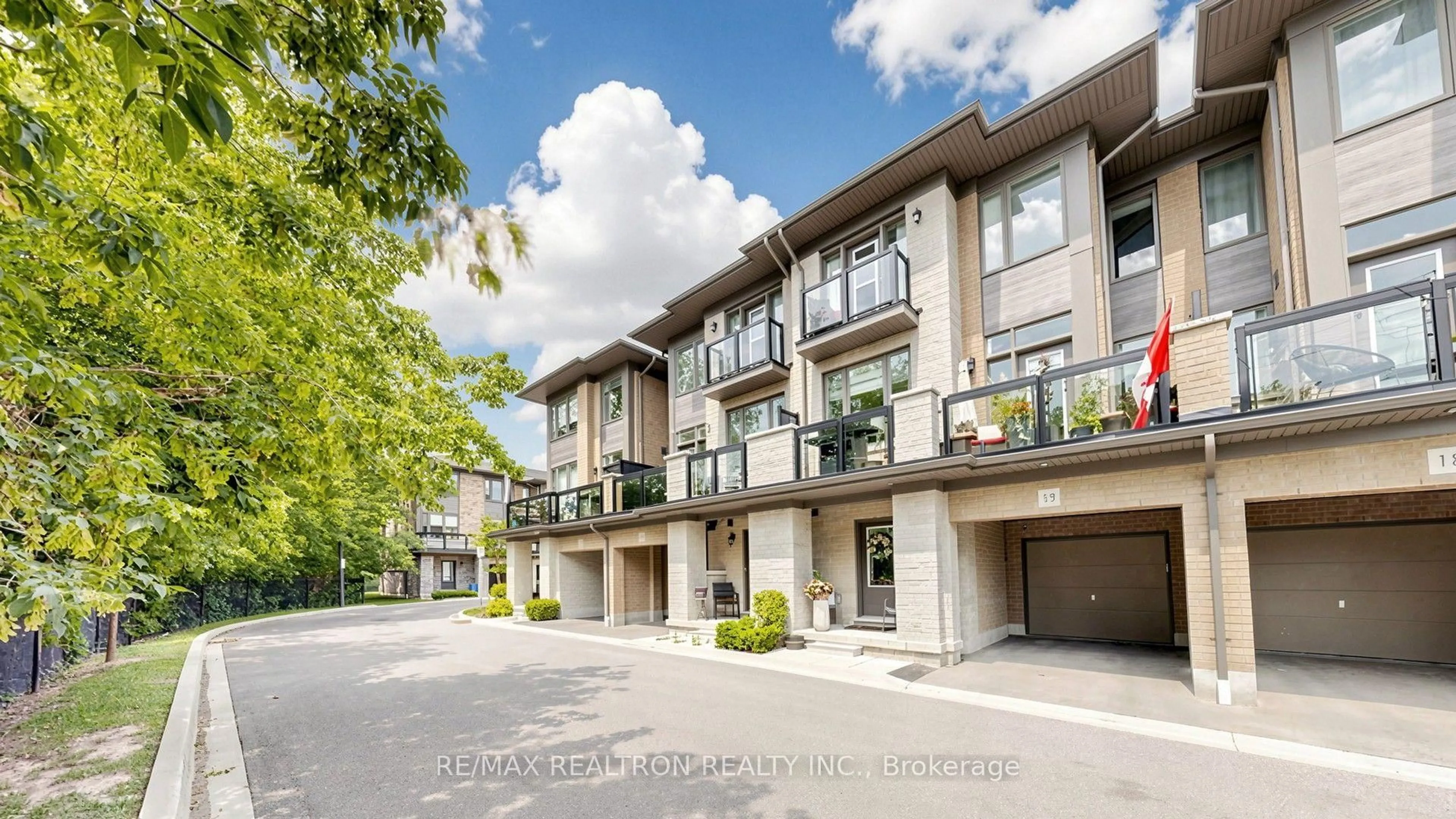 Patio, street for 1956 Altona Rd #19, Pickering Ontario L1V 1M7
