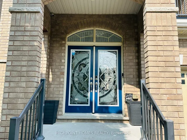 2369 Dress Circle Cres, Oshawa 3