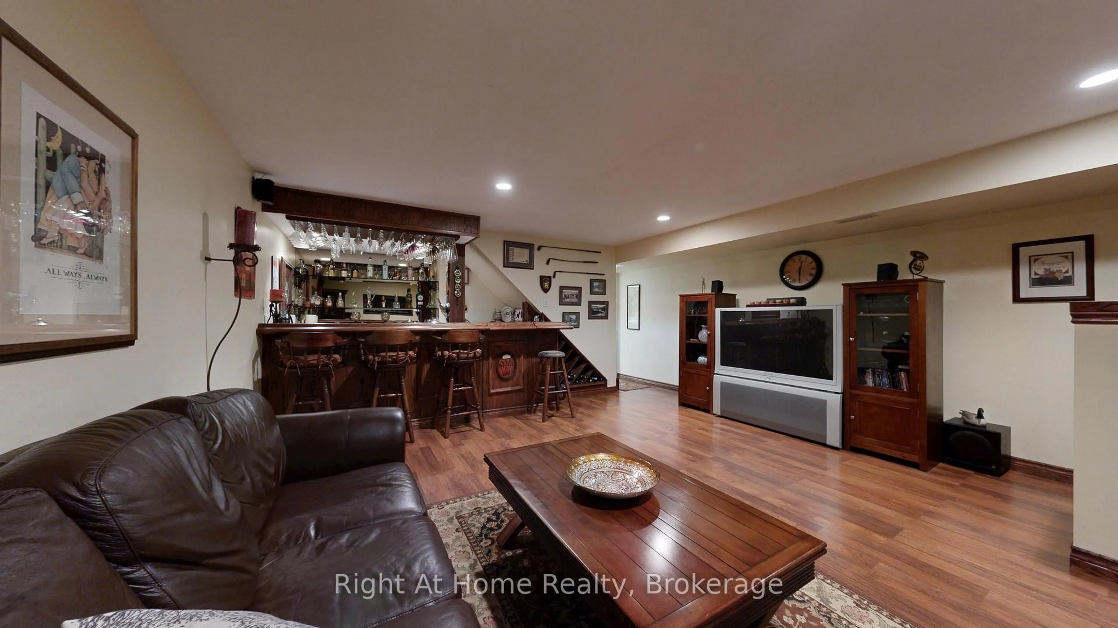 Home theater for 40 Torr Lane, Ajax Ontario L1S 7M9