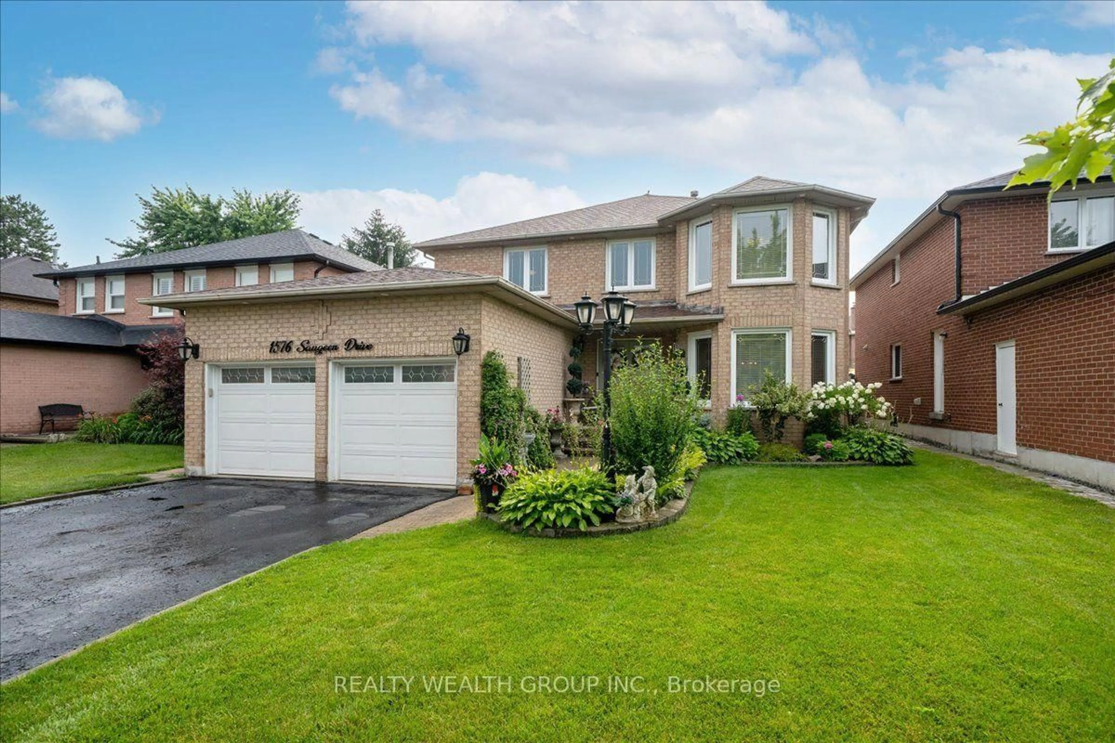 Home with brick exterior material, street for 1576 Saugeen Dr, Pickering Ontario L1V 6K8