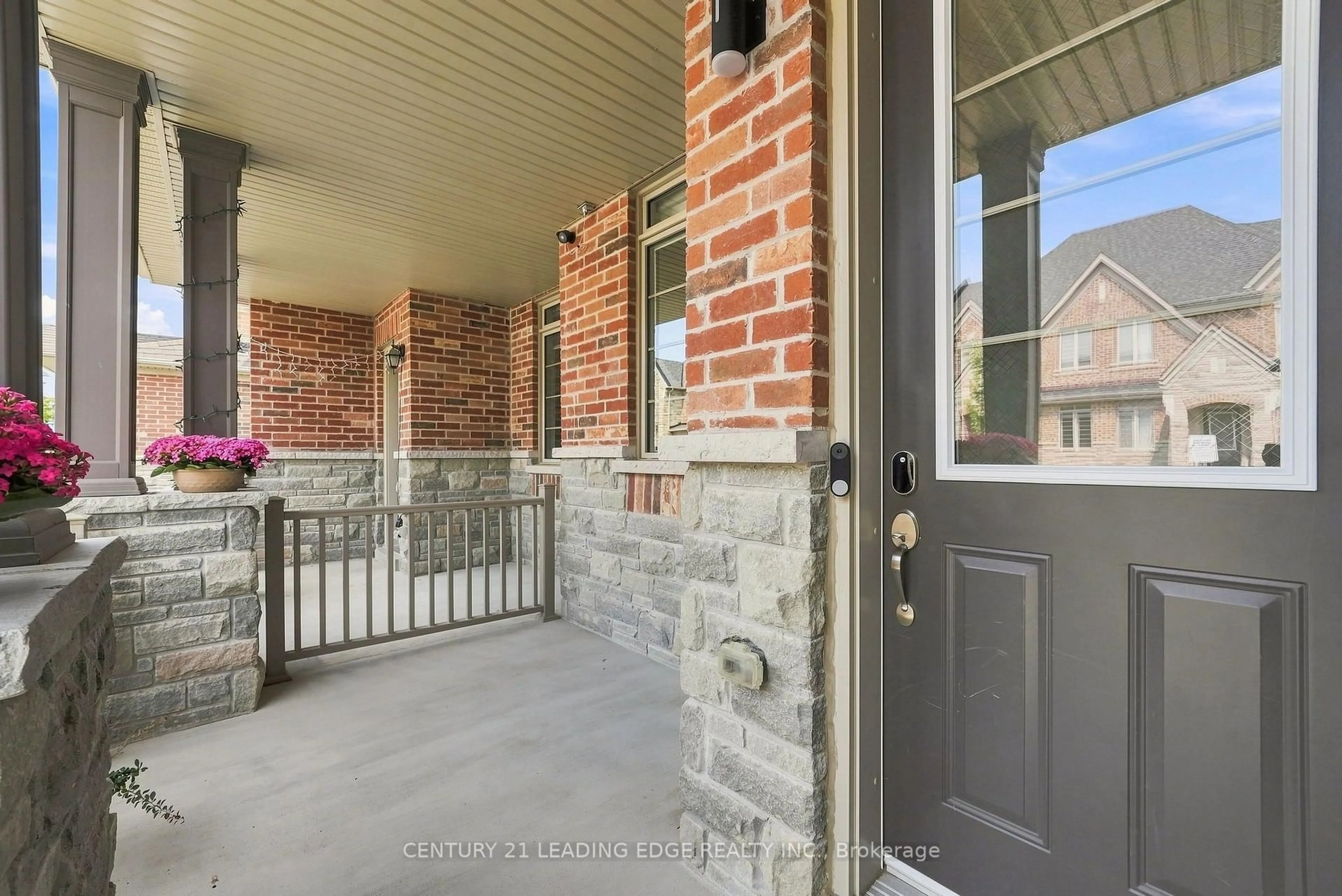 Indoor entryway for 7 Hardman Lane, Ajax Ontario L1T 4R1