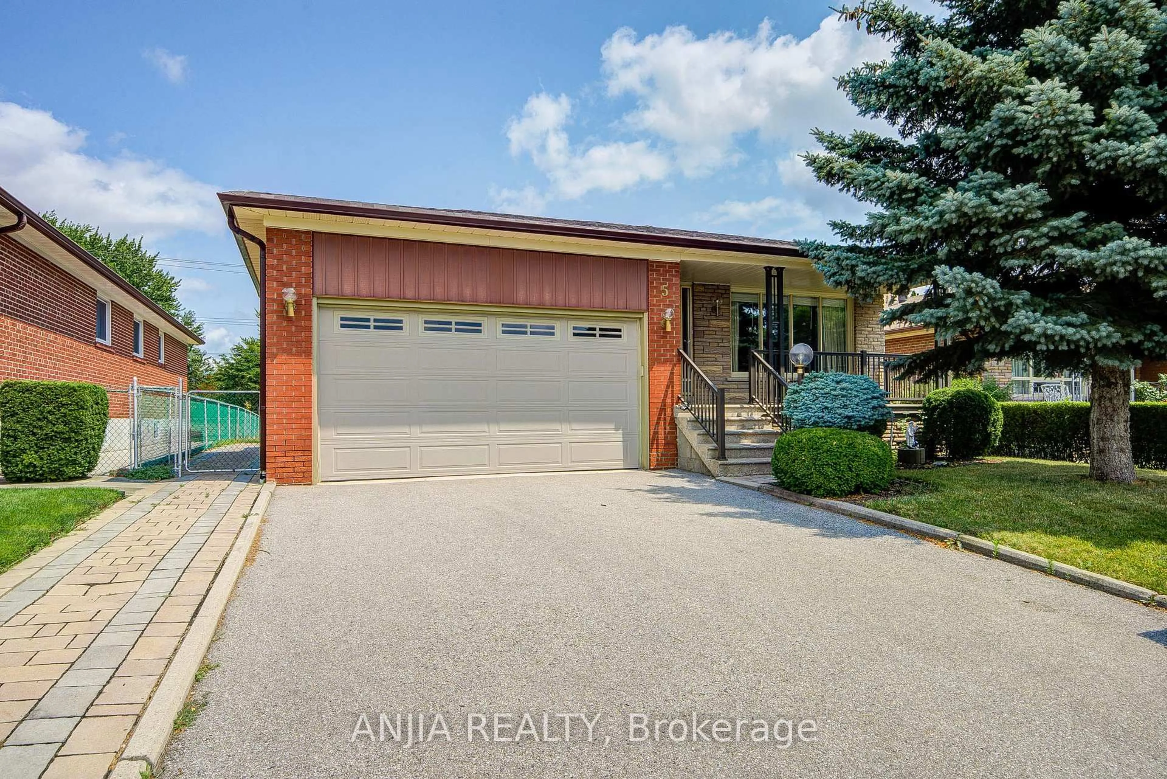 A pic from outside/outdoor area/front of a property/back of a property/a pic from drone, water/lake/river/ocean view for 5 Brantford Dr, Toronto Ontario M1W 1E2