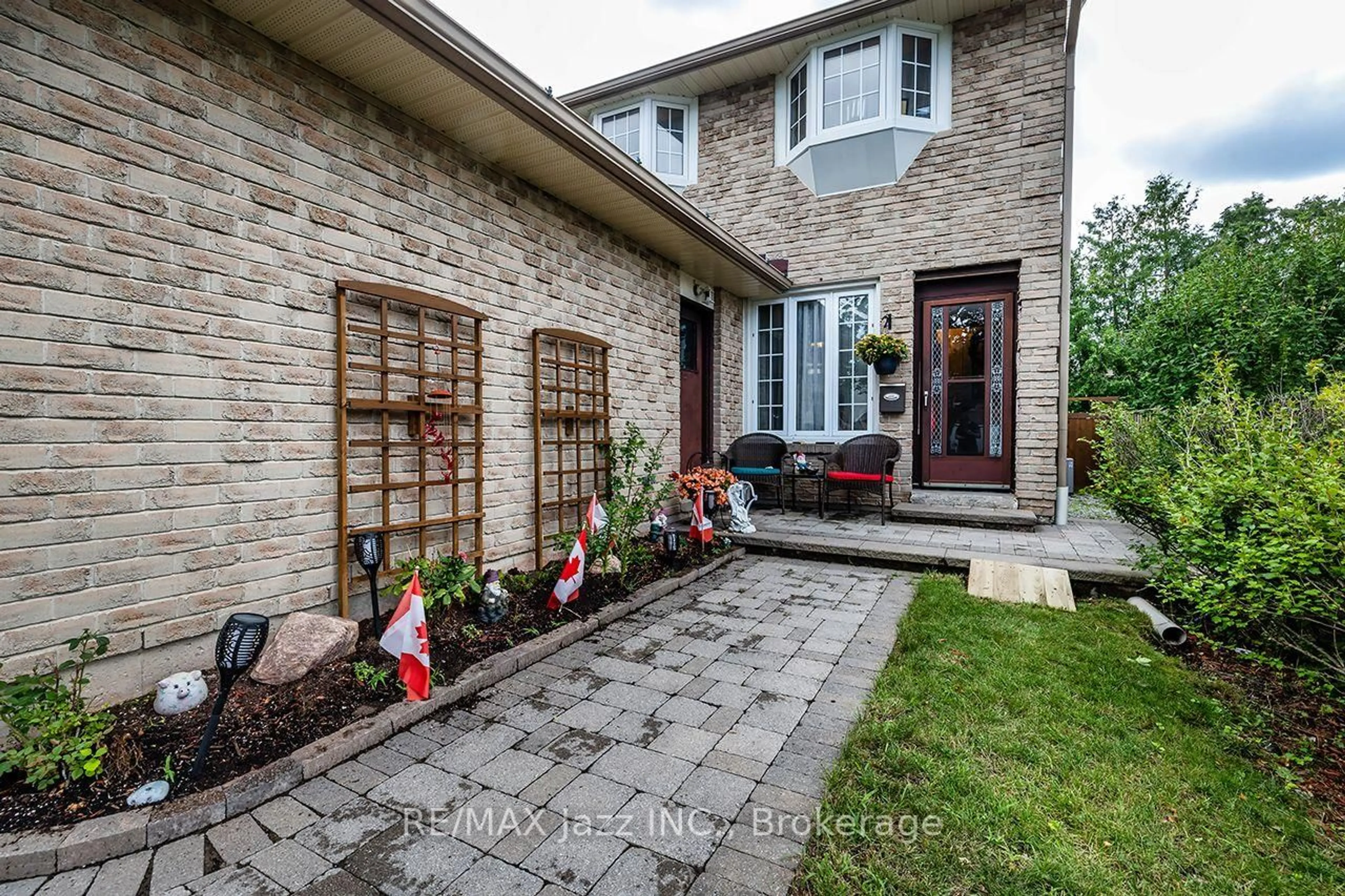Home with brick exterior material, street for 1305 Sunnybrae Cres, Oshawa Ontario L1H 8E2