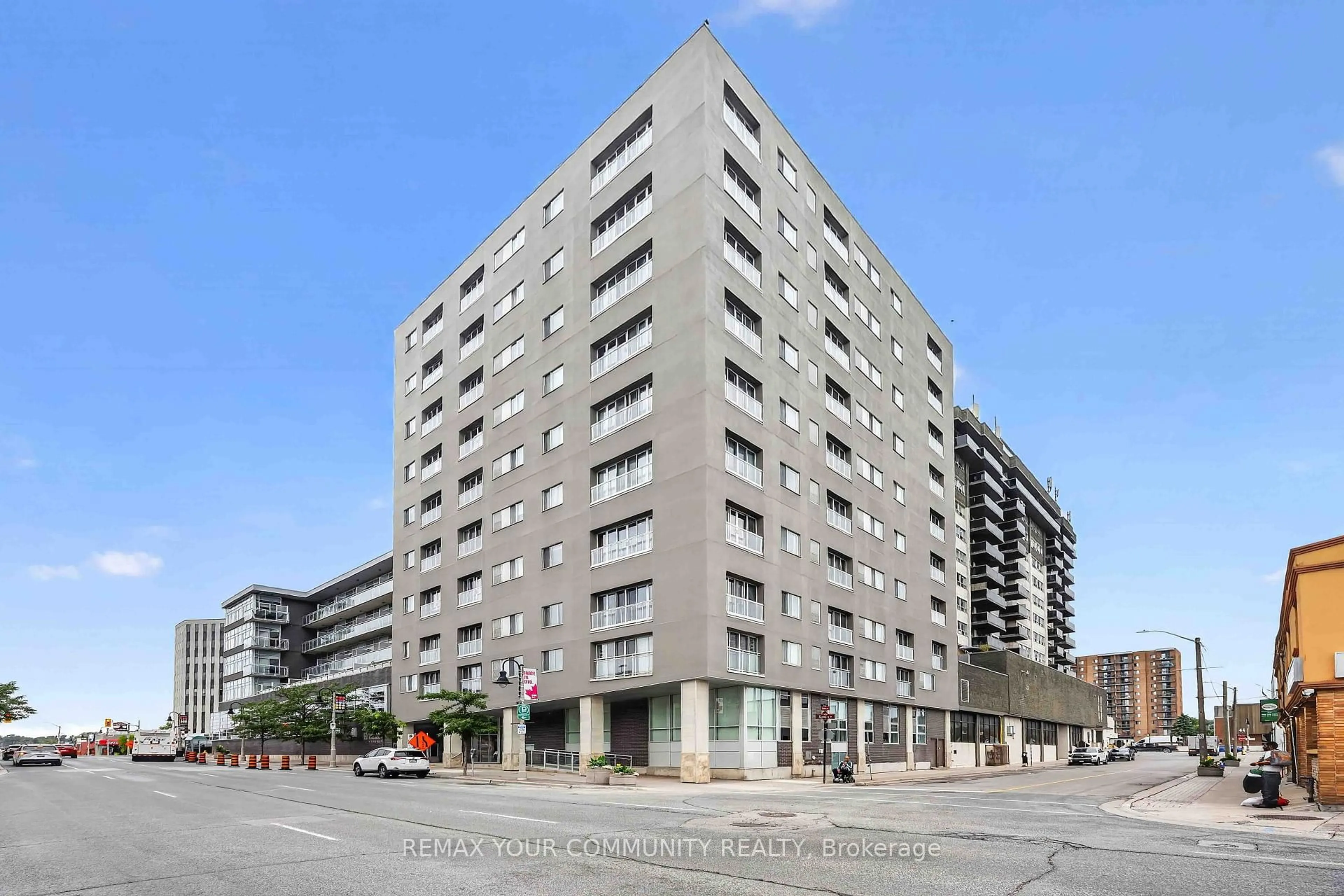 Unknown for 44 Bond St #101, Oshawa Ontario L1G 6R2