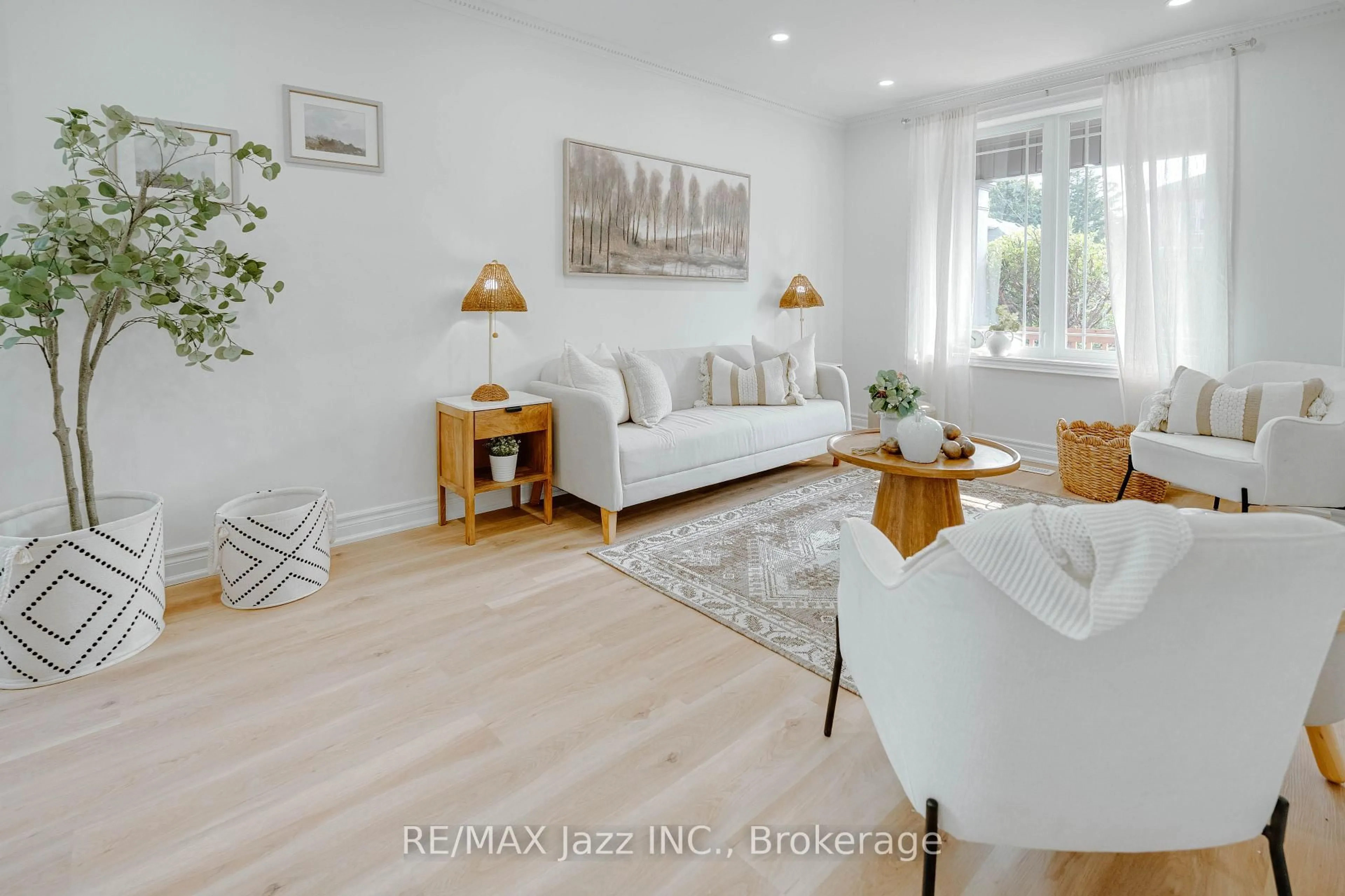 Living room with furniture, wood/laminate floor for 151 Burk St, Oshawa Ontario L1J 4C2