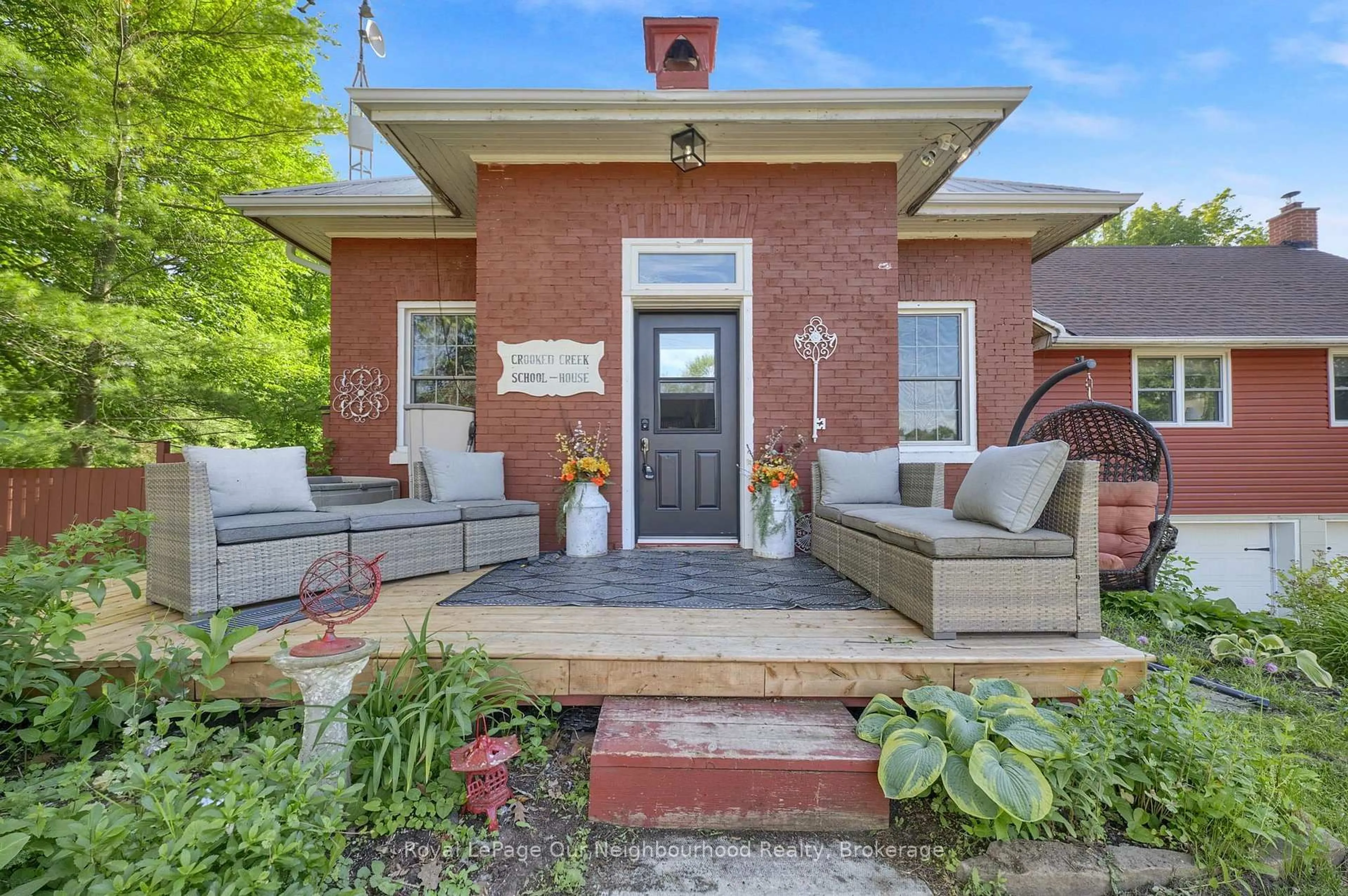 Home with brick exterior material, street for 3828 Newtonville Rd, Clarington Ontario L0A 1J0