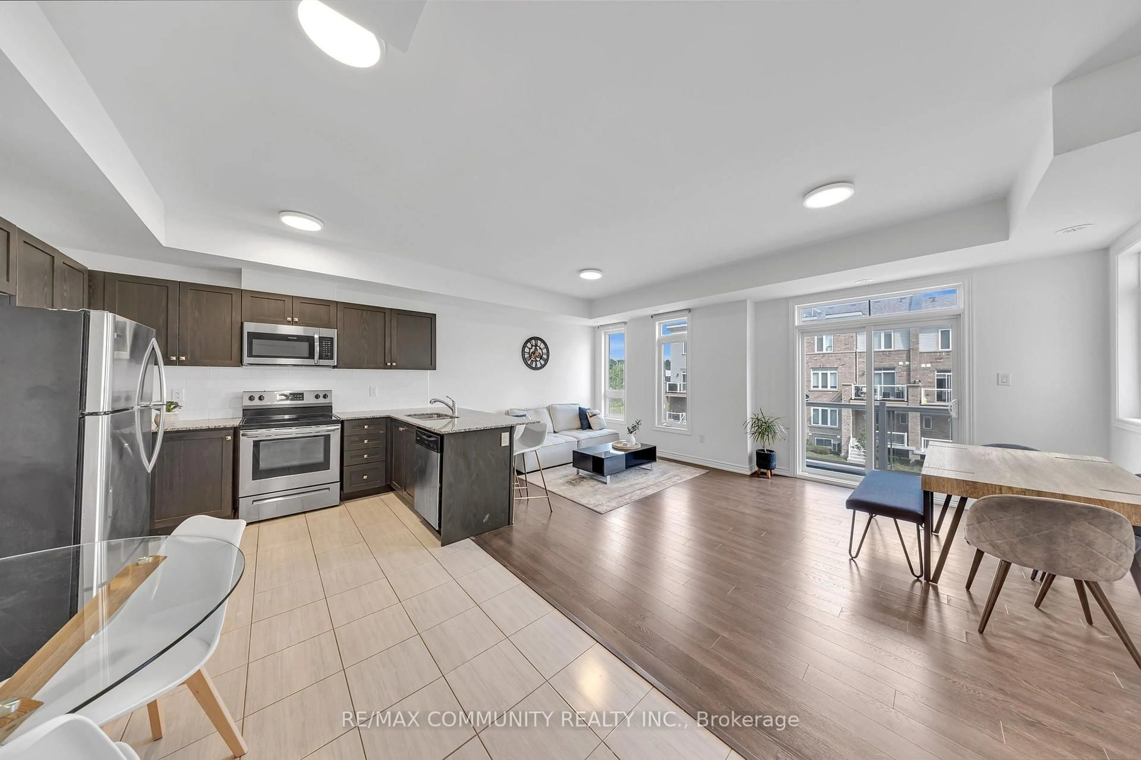 Open concept kitchen, unknown for 1761 Rex Heath Dr, Pickering Ontario L1X 0E4