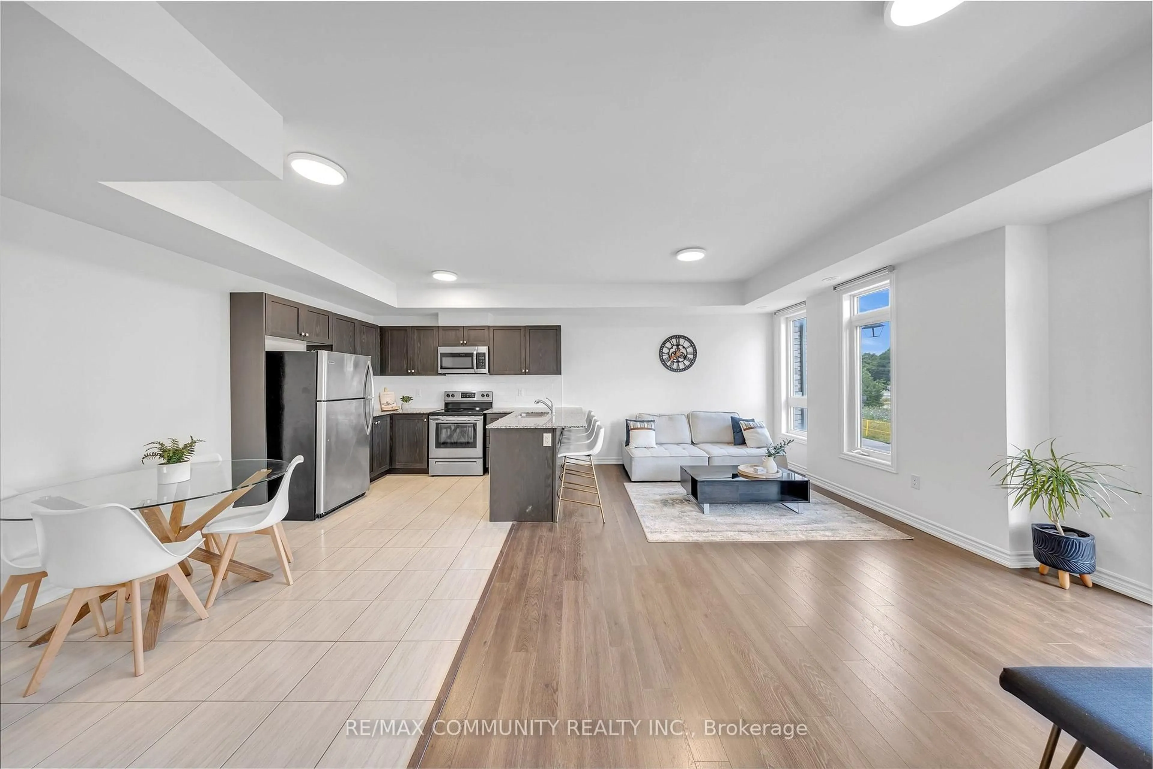 Open concept kitchen, unknown for 1761 Rex Heath Dr, Pickering Ontario L1X 0E4