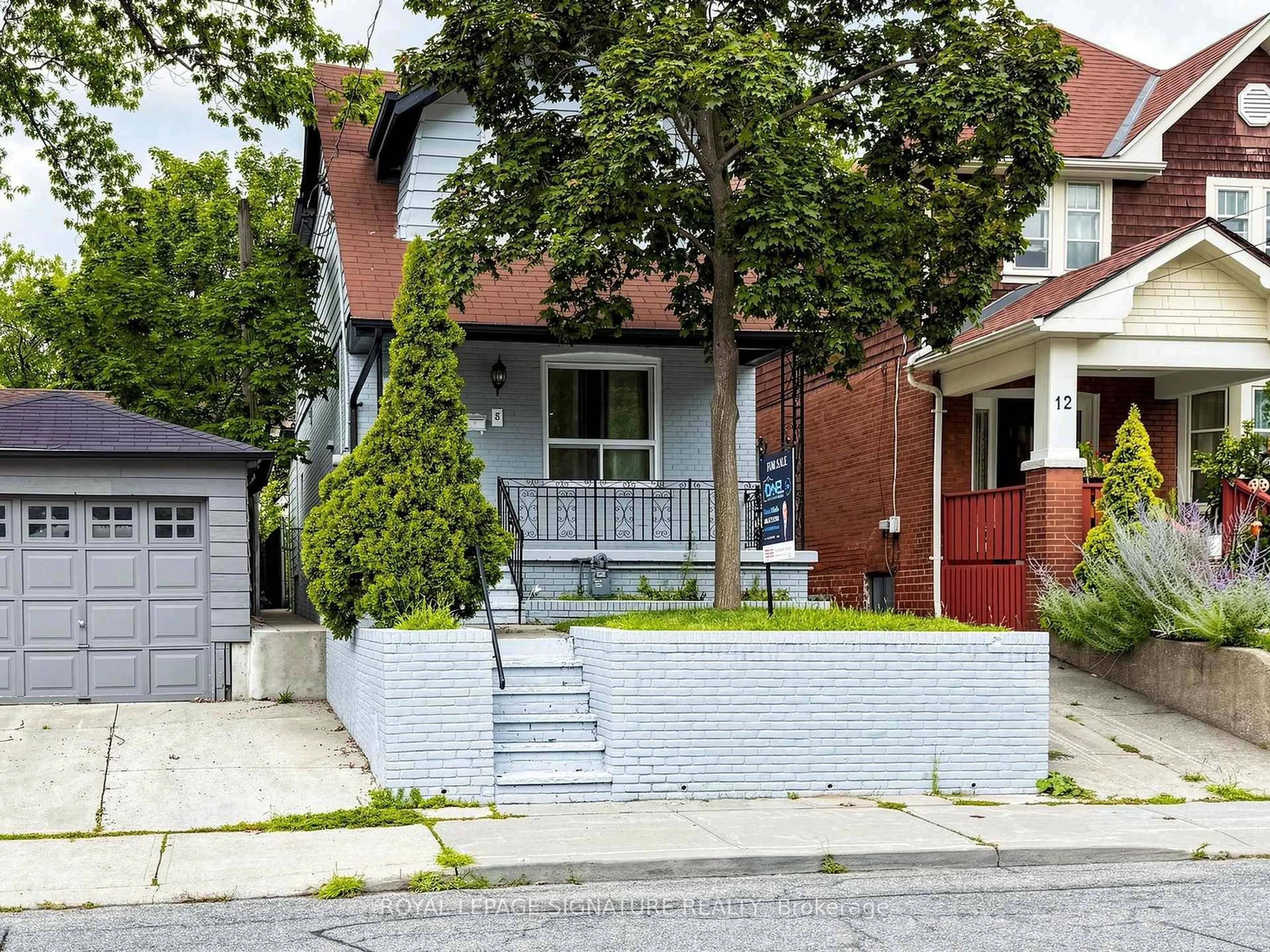Home with brick exterior material, street for 8 Harris Ave, Toronto Ontario M4C 1P4