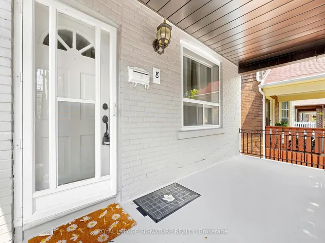 8 Harris Ave, Toronto 5