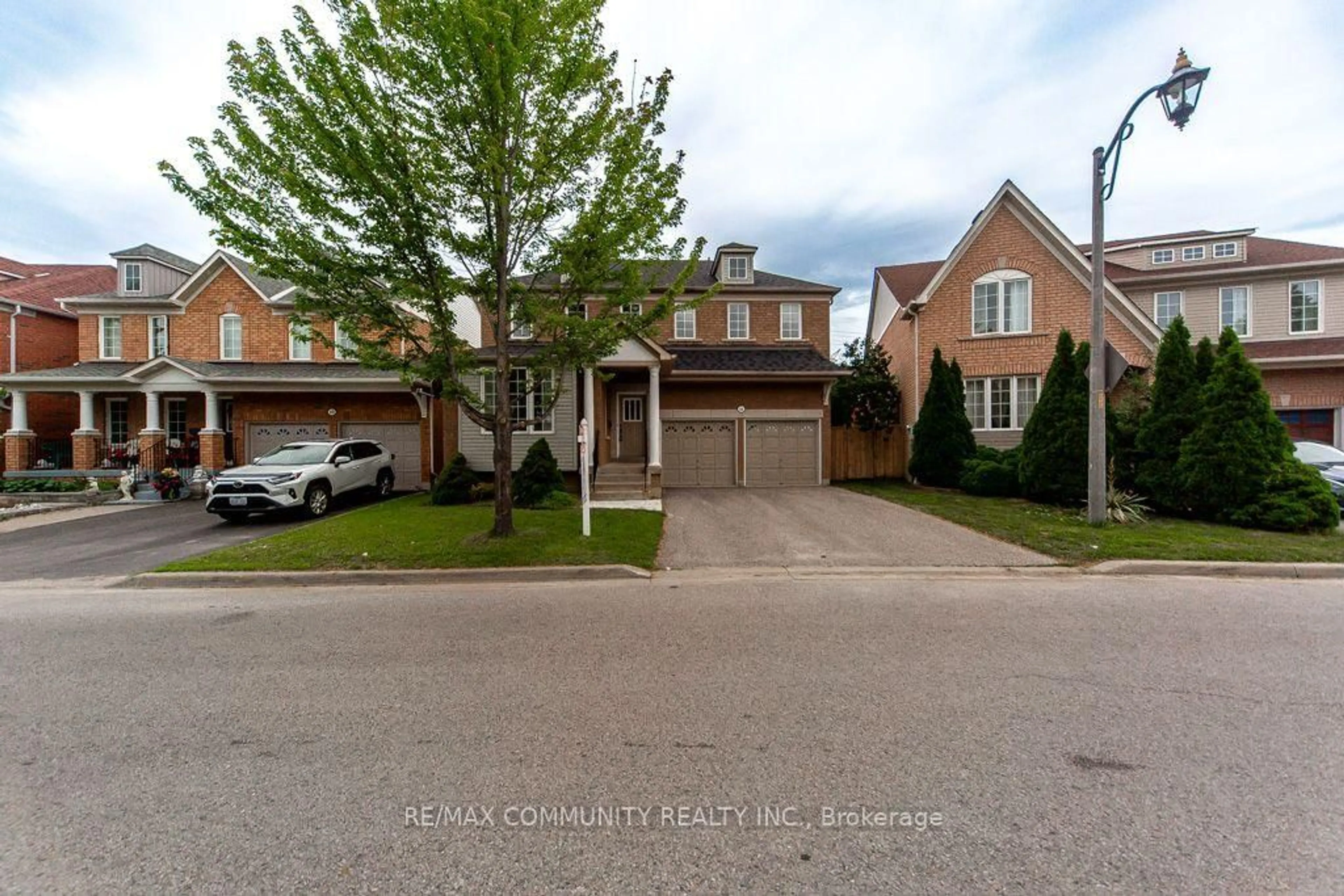 Home with brick exterior material, street for 44 Haskell Ave, Ajax Ontario L1T 4Y8