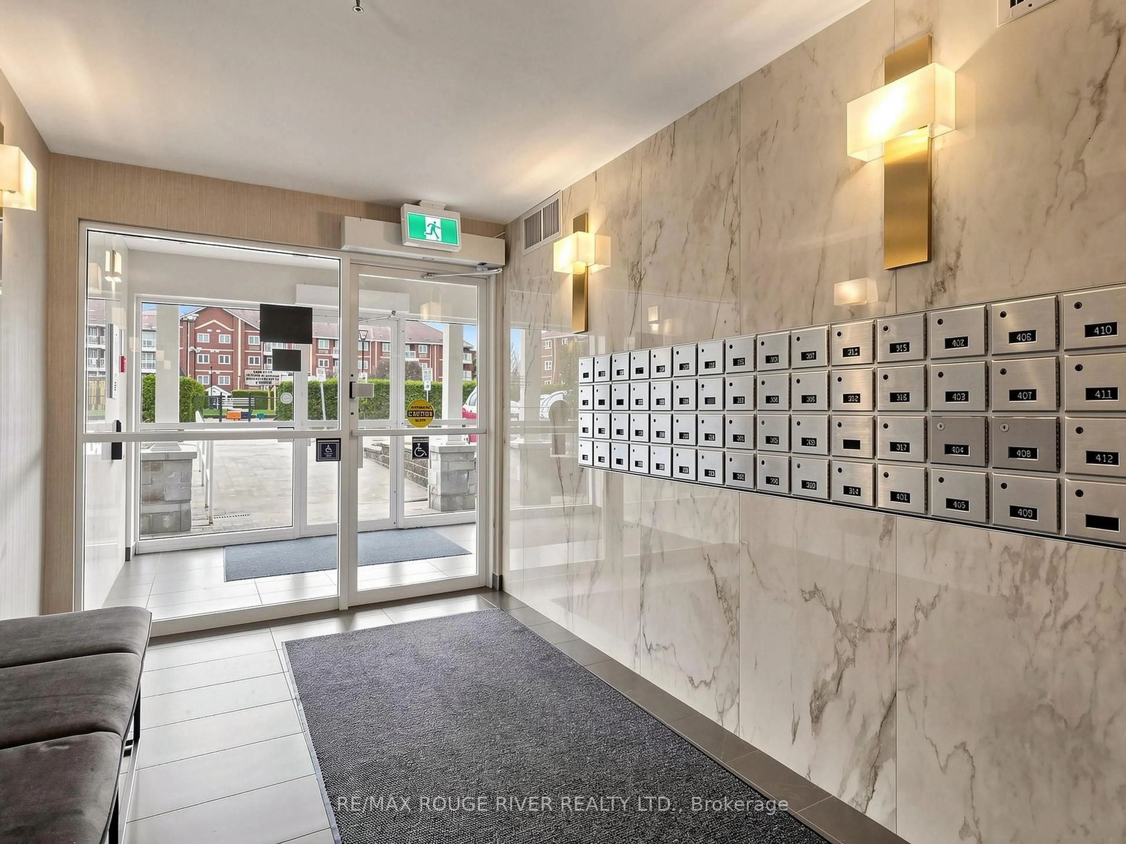 Indoor foyer for 191 Lake Driveway #315, Ajax Ontario L1S 7H9