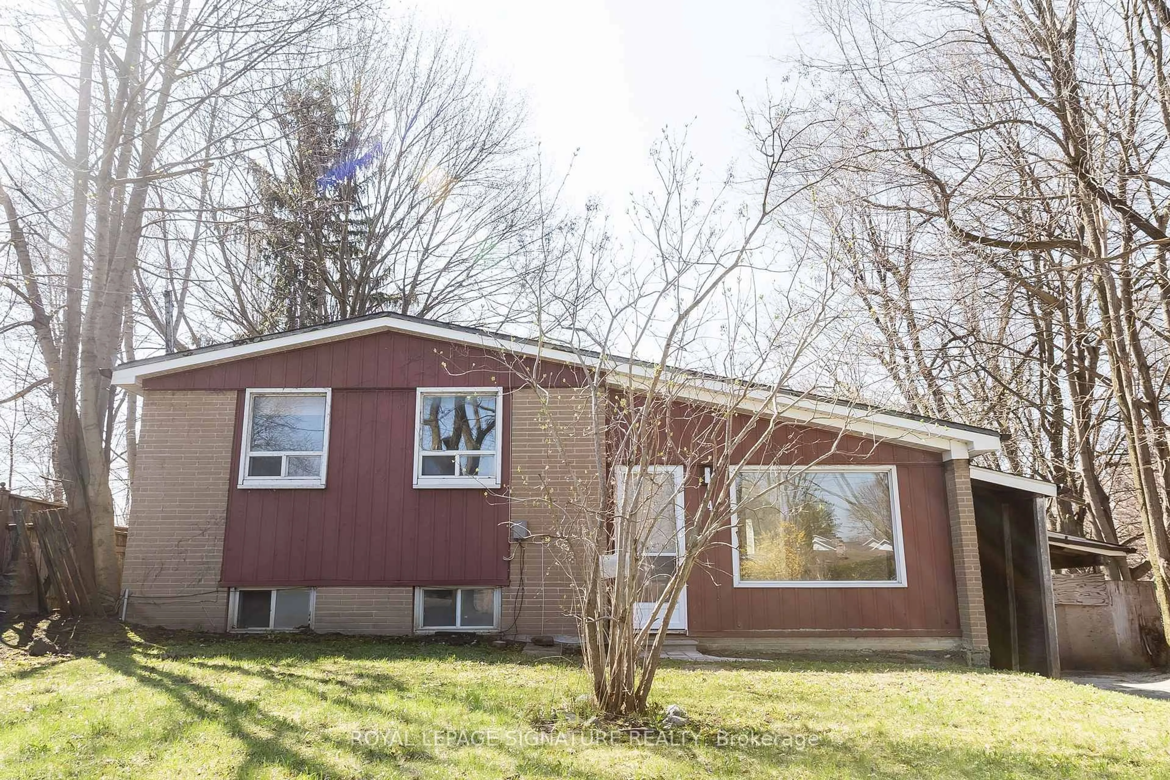 Home with vinyl exterior material, unknown for 14 Benadair Crt, Toronto Ontario M1H 1K5