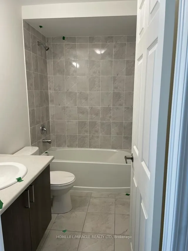 1392 Coral Springs Path, Oshawa 3