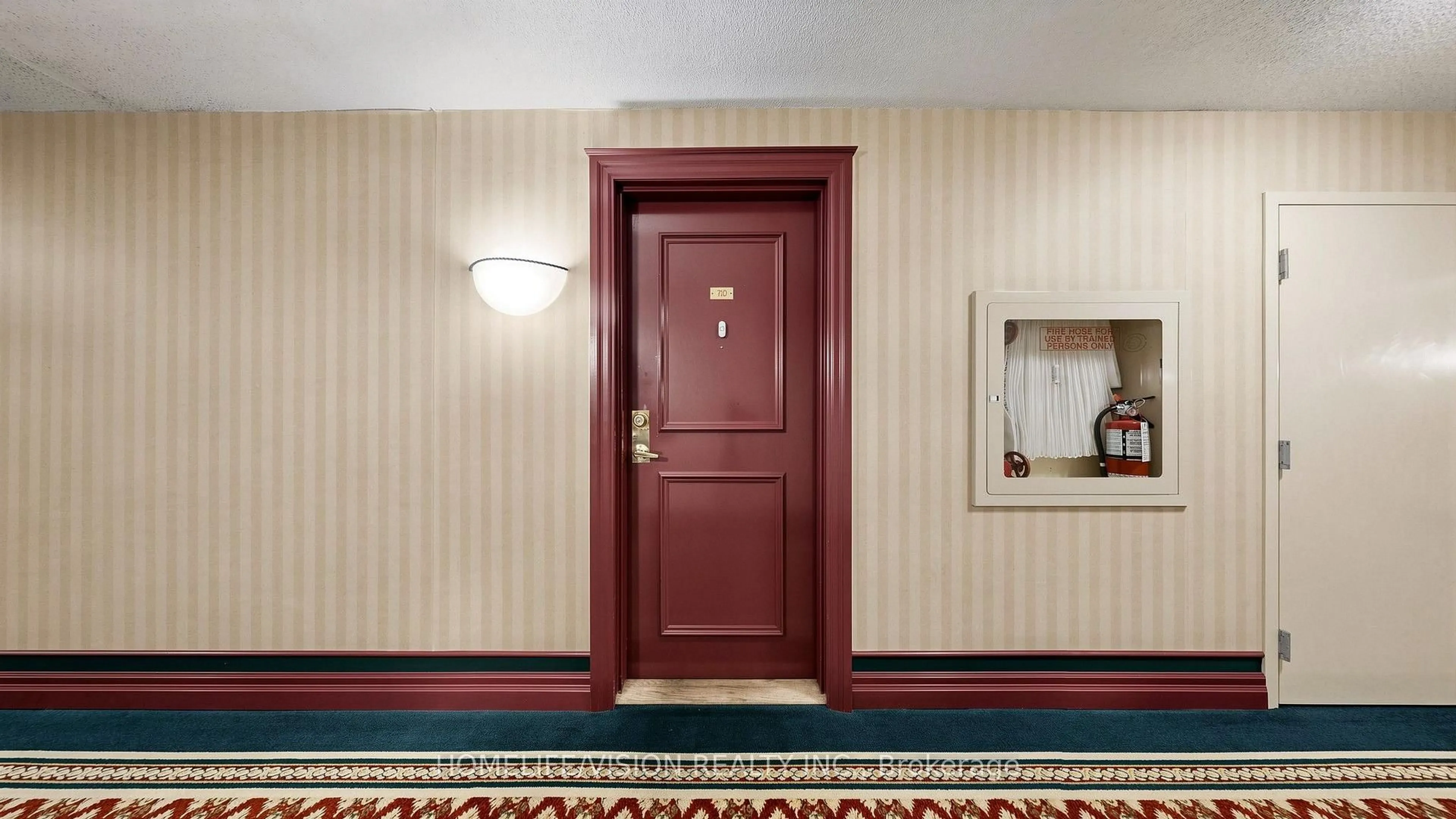Indoor foyer for 2628 Mccowan Rd #710, Toronto Ontario M1S 5J8