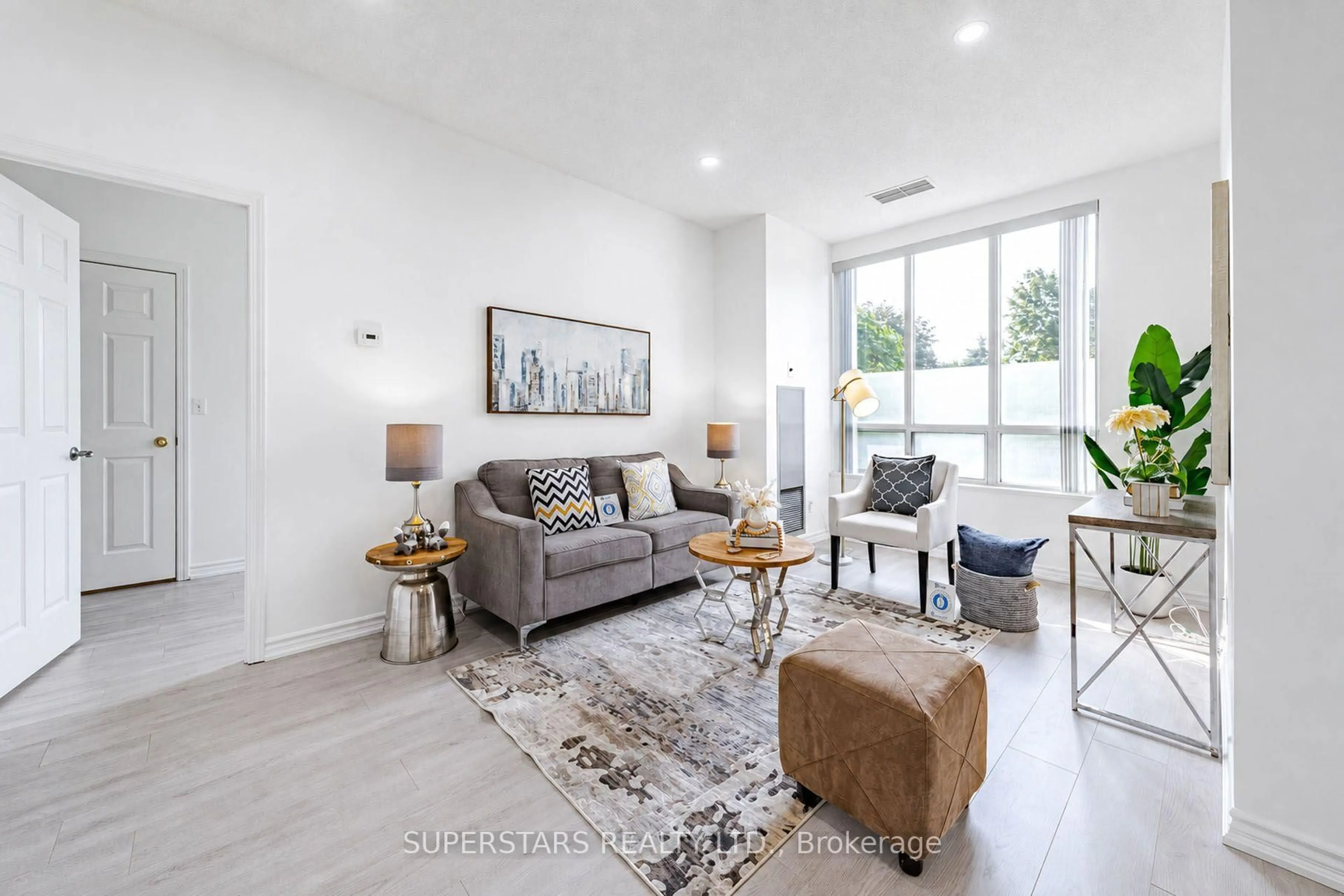 Living room with furniture, unknown for 5039 Finch Ave #109, Toronto Ontario M1S 5L6
