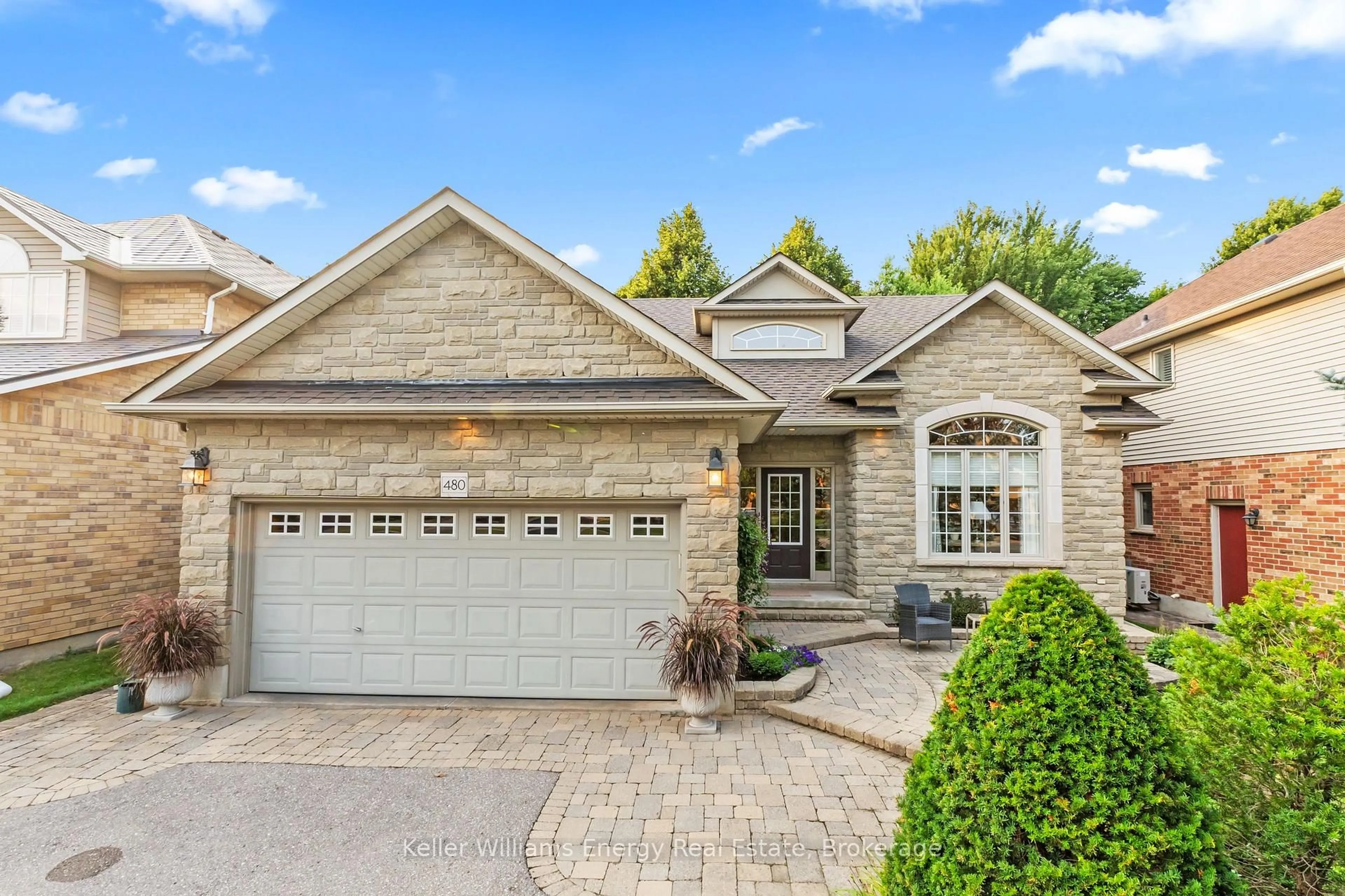 Home with brick exterior material, street for 480 Britannia Ave, Oshawa Ontario L1L 1B7