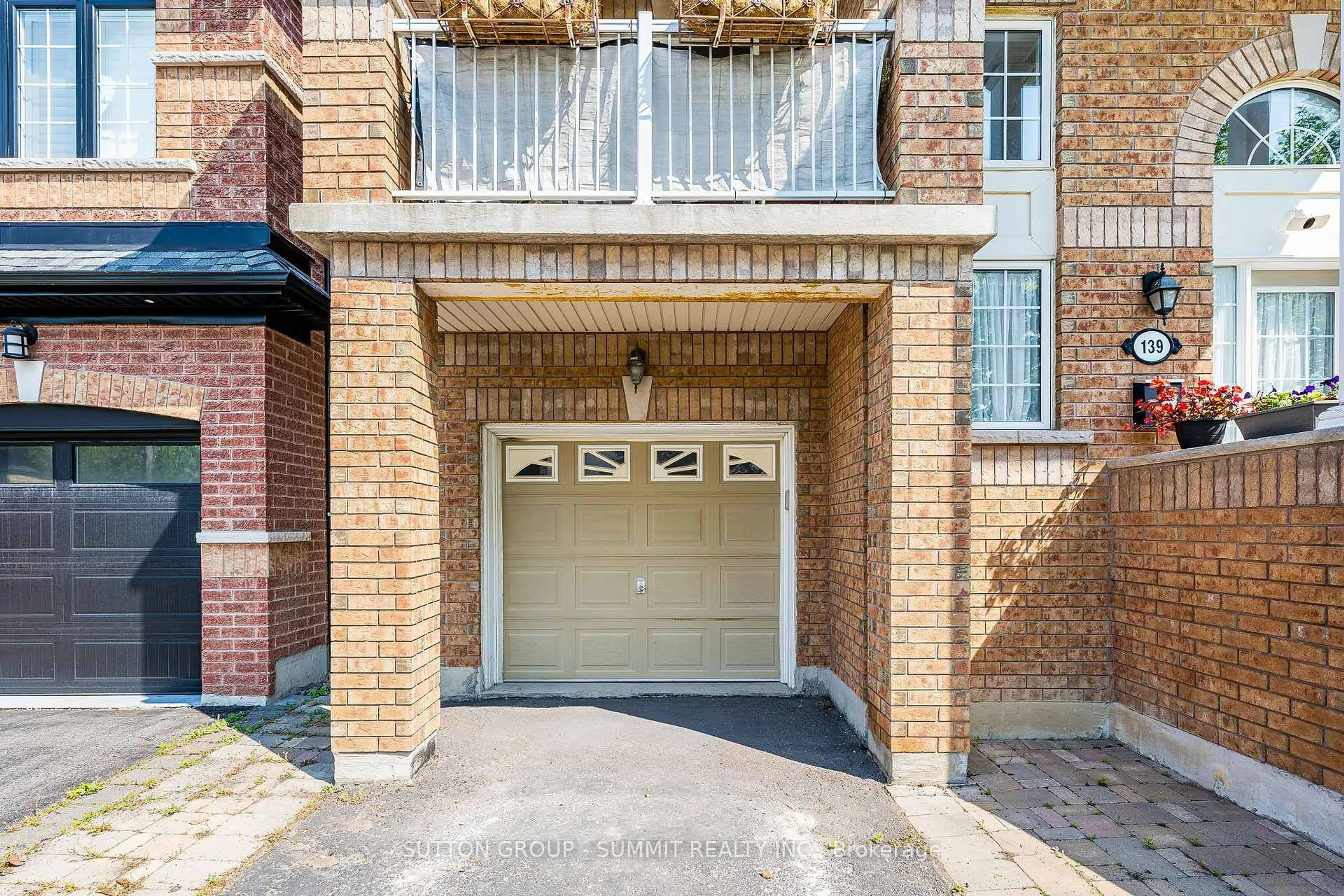 Unknown for 139 Oceanpearl Cres, Whitby Ontario L1N 0C7