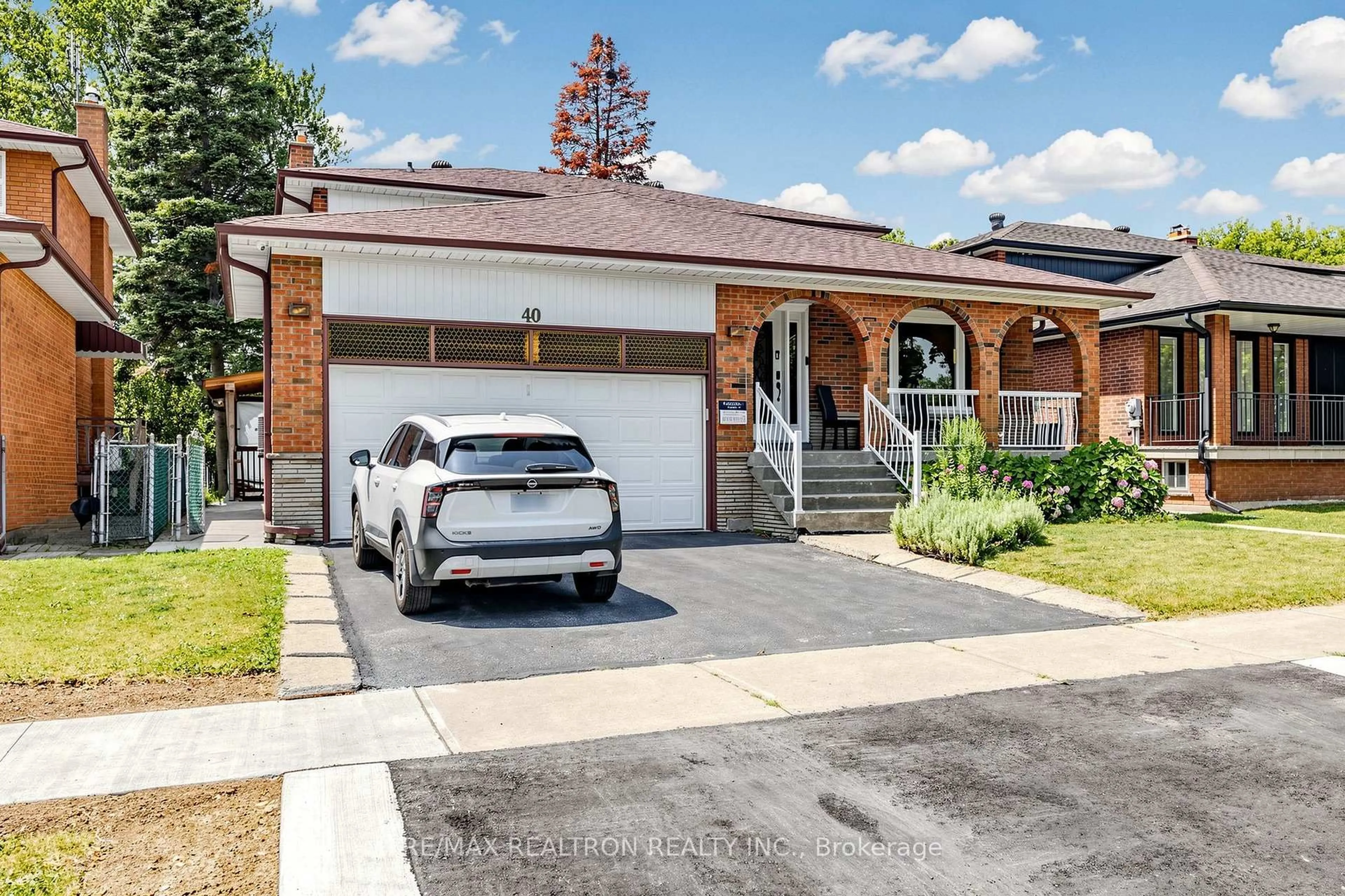 Home with brick exterior material, street for 40 Sesame St, Toronto Ontario M1W 2R4