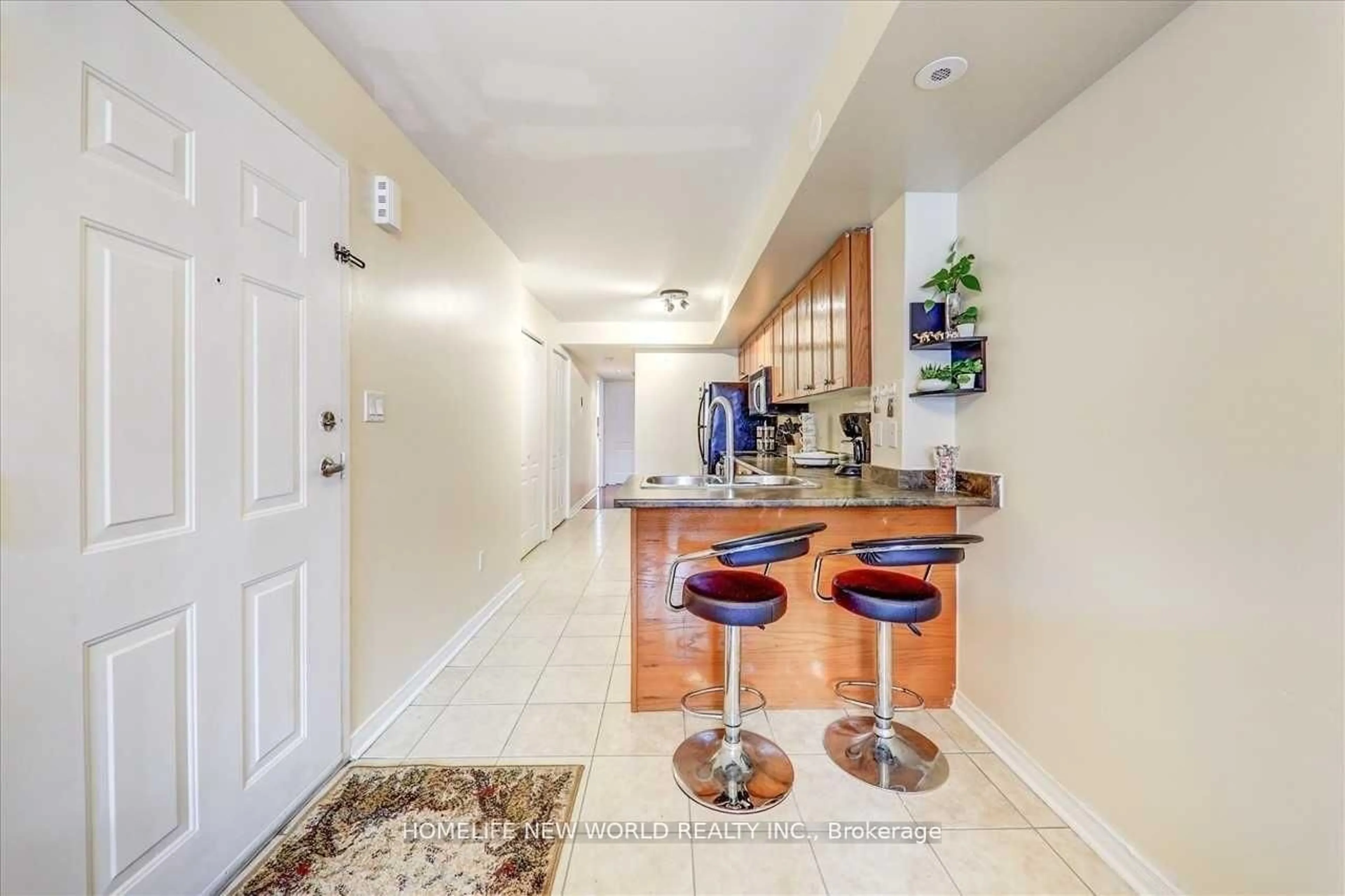 Indoor entryway for 35 Strangford Lane #204, Toronto Ontario M1L 0E5
