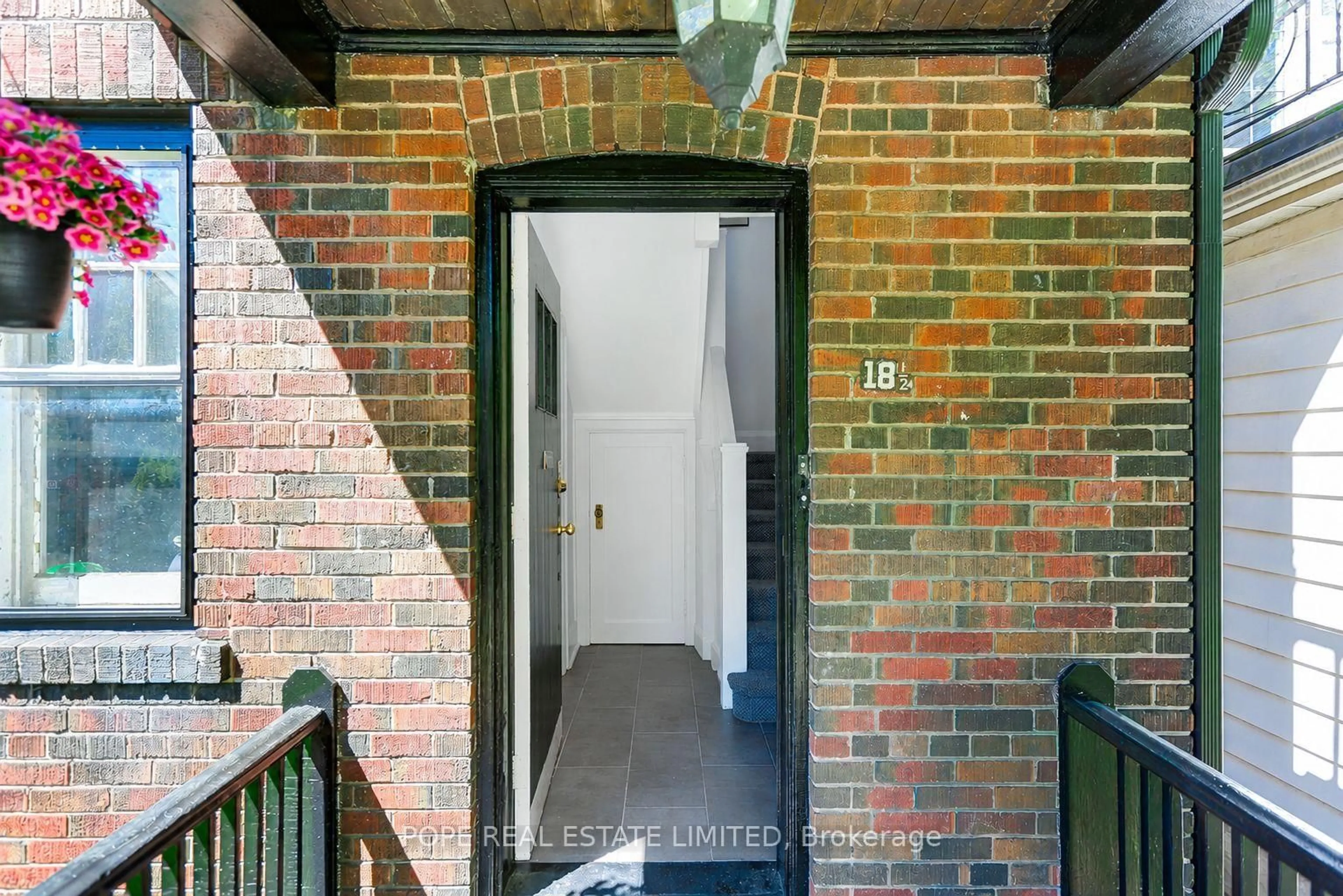 Unknown for 18 Edgewood Ave, Toronto Ontario M4L 3E6