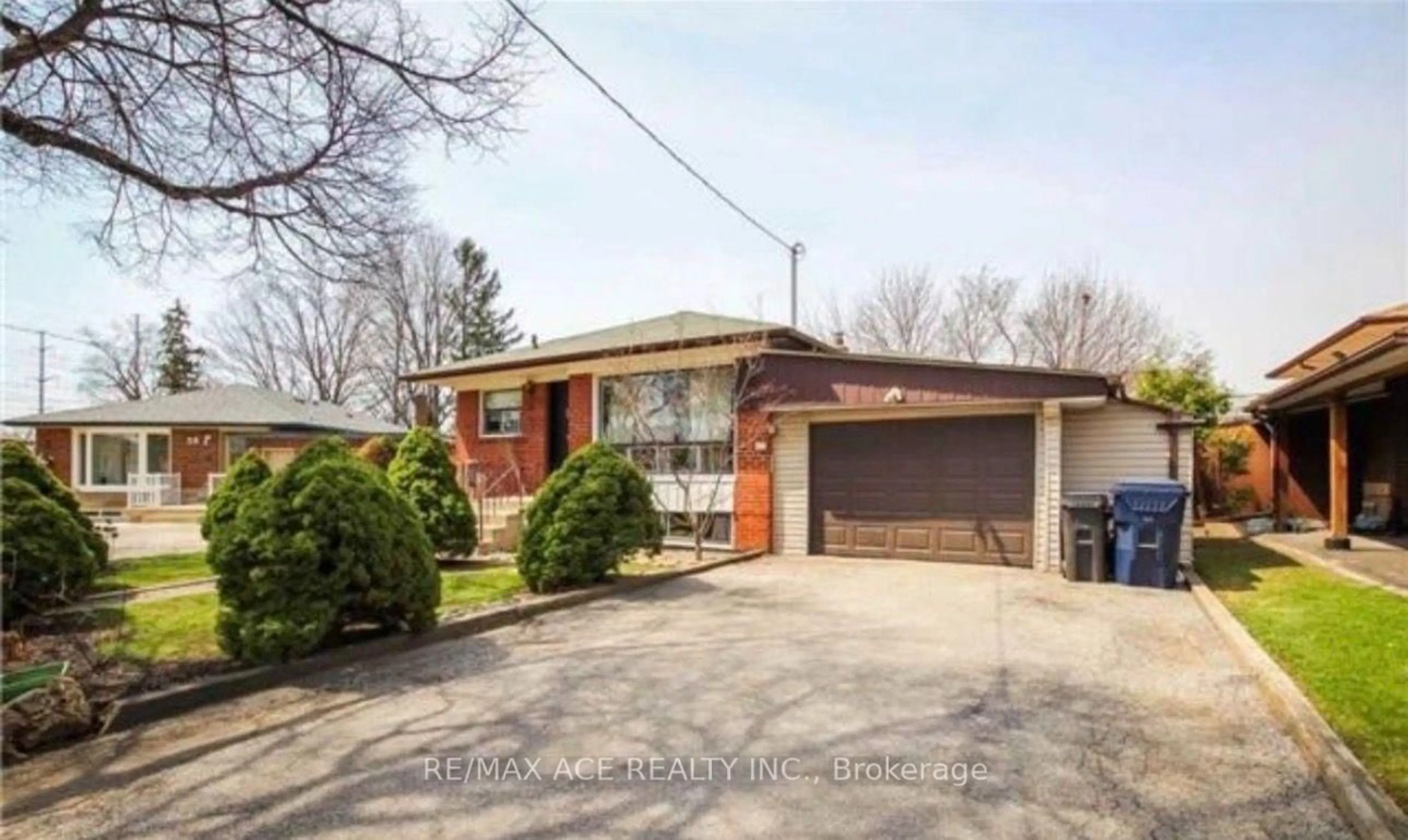 Unknown for 18 Roseglor Cres, Toronto Ontario M1P 3T6