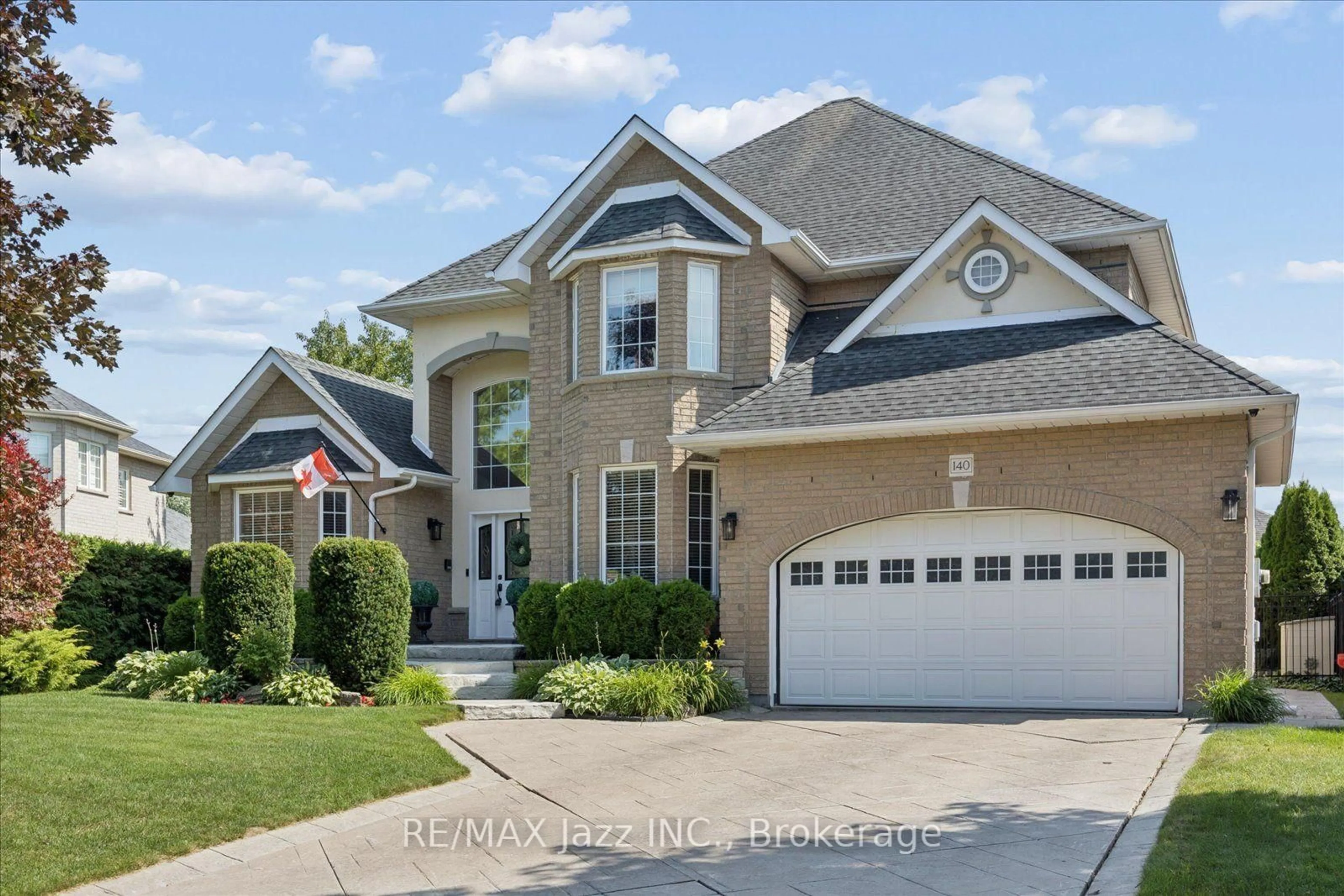 Home with brick exterior material, street for 140 Taylorwood Crt, Oshawa Ontario L1G 7V7