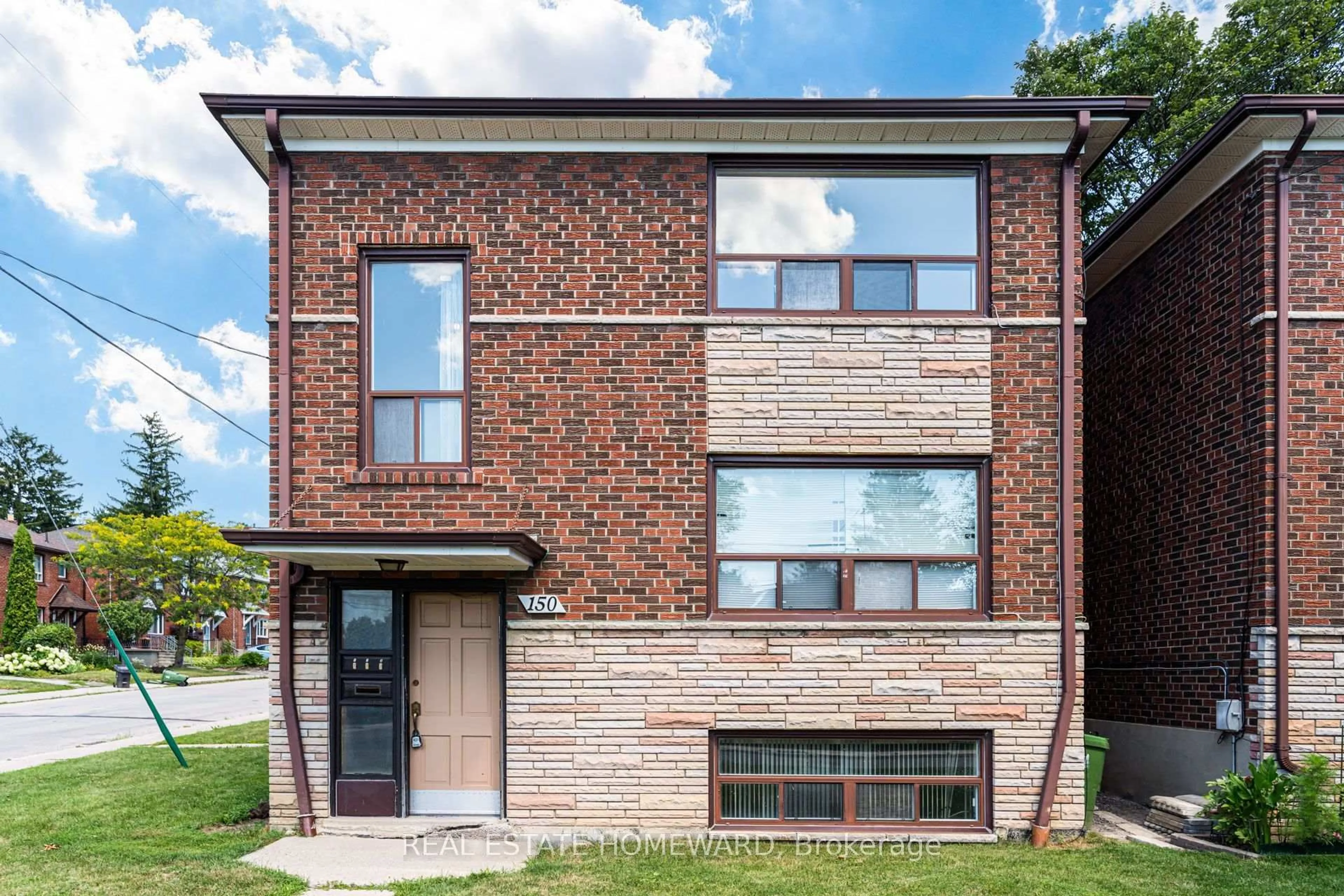 Home with brick exterior material, building for 150 Park St, Toronto Ontario M1N 2P6