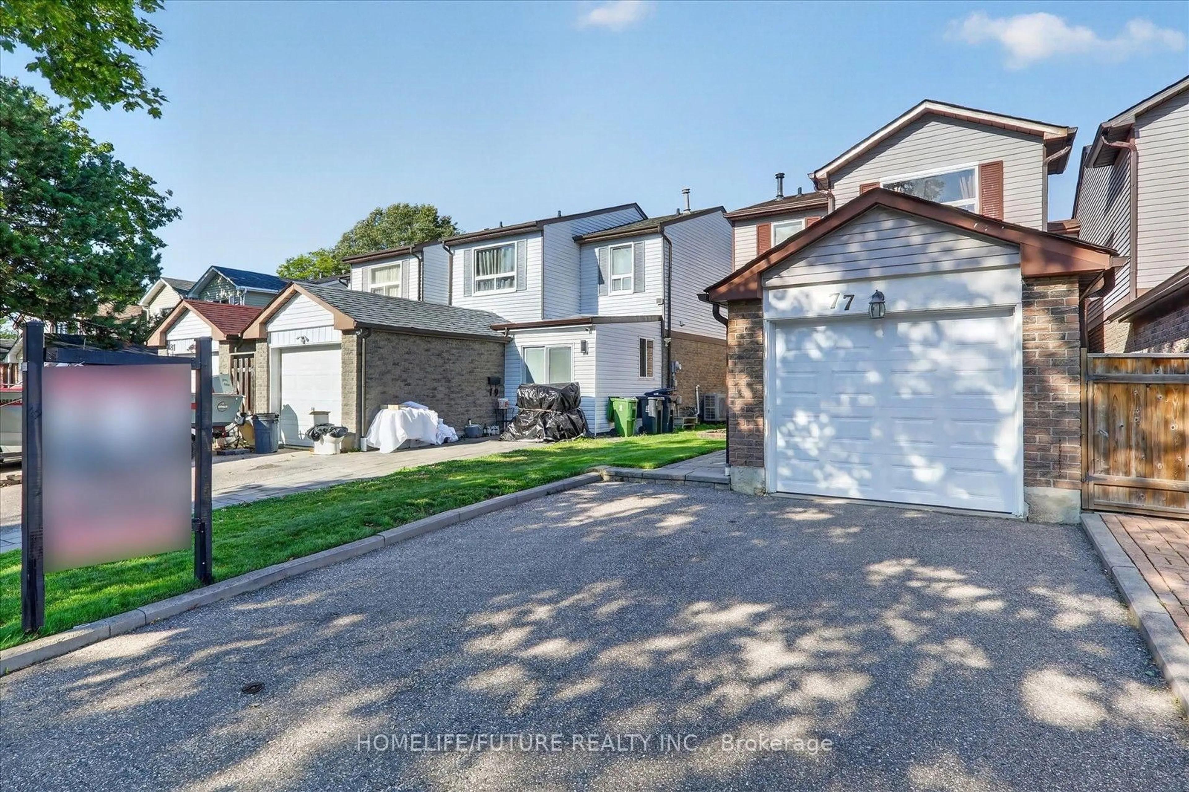A pic from outside/outdoor area/front of a property/back of a property/a pic from drone, street for 77 Muirlands Dr, Toronto Ontario M1V 2B3