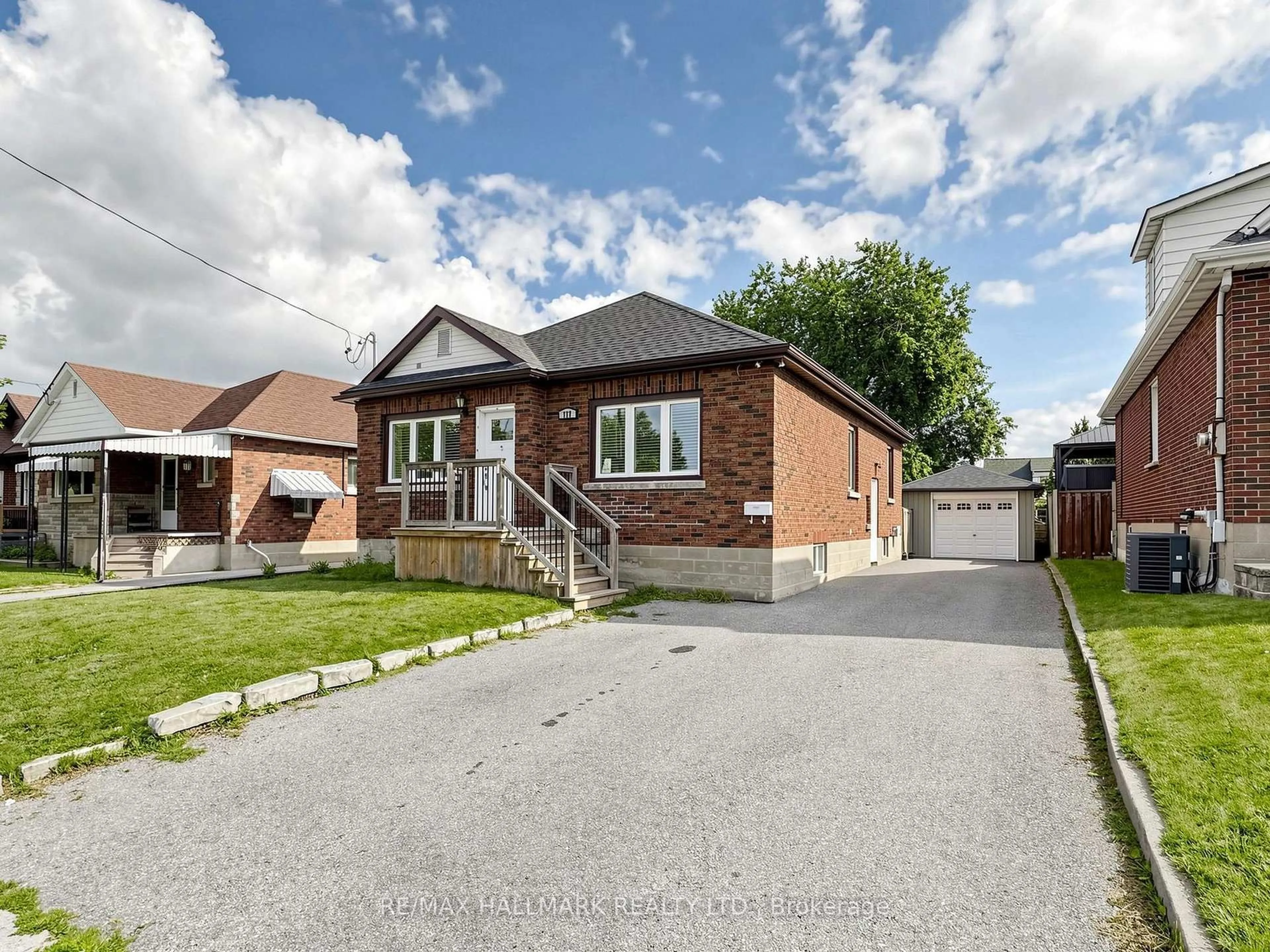 Home with brick exterior material, street for 777 Ritson Rd, Oshawa Ontario L1H 5L2
