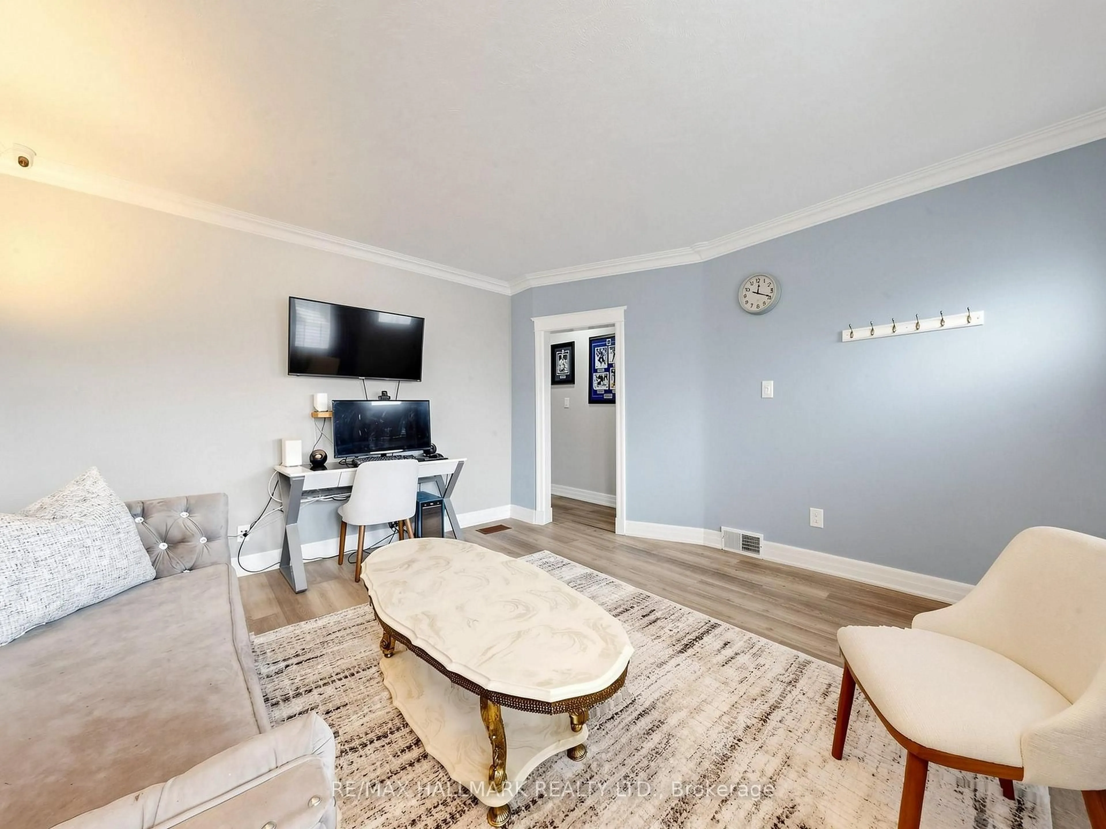 Living room with furniture, unknown for 777 Ritson Rd, Oshawa Ontario L1H 5L2