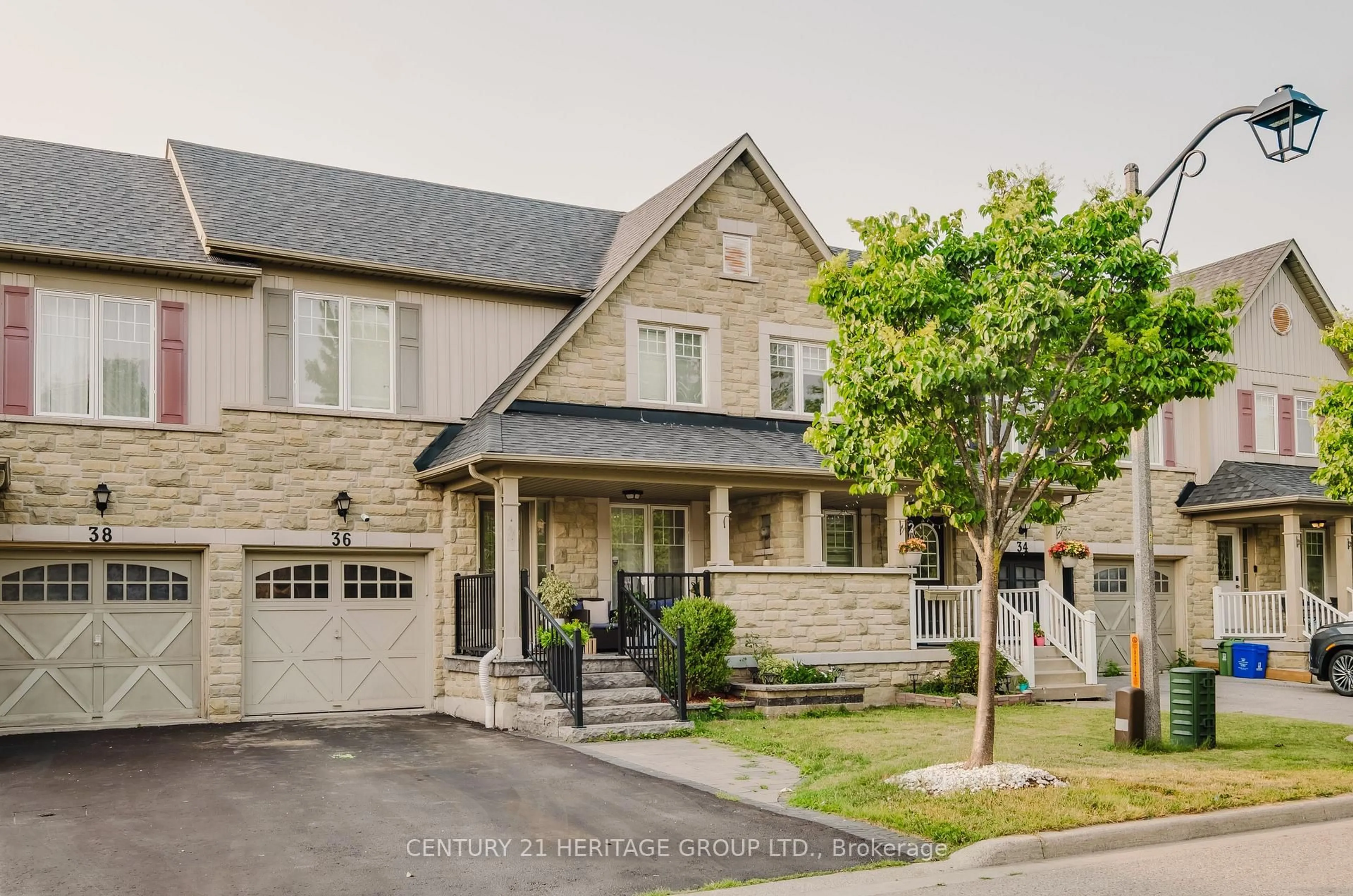 Home with brick exterior material, street for 34 Haverhill Cres, Whitby Ontario L1R 3E7