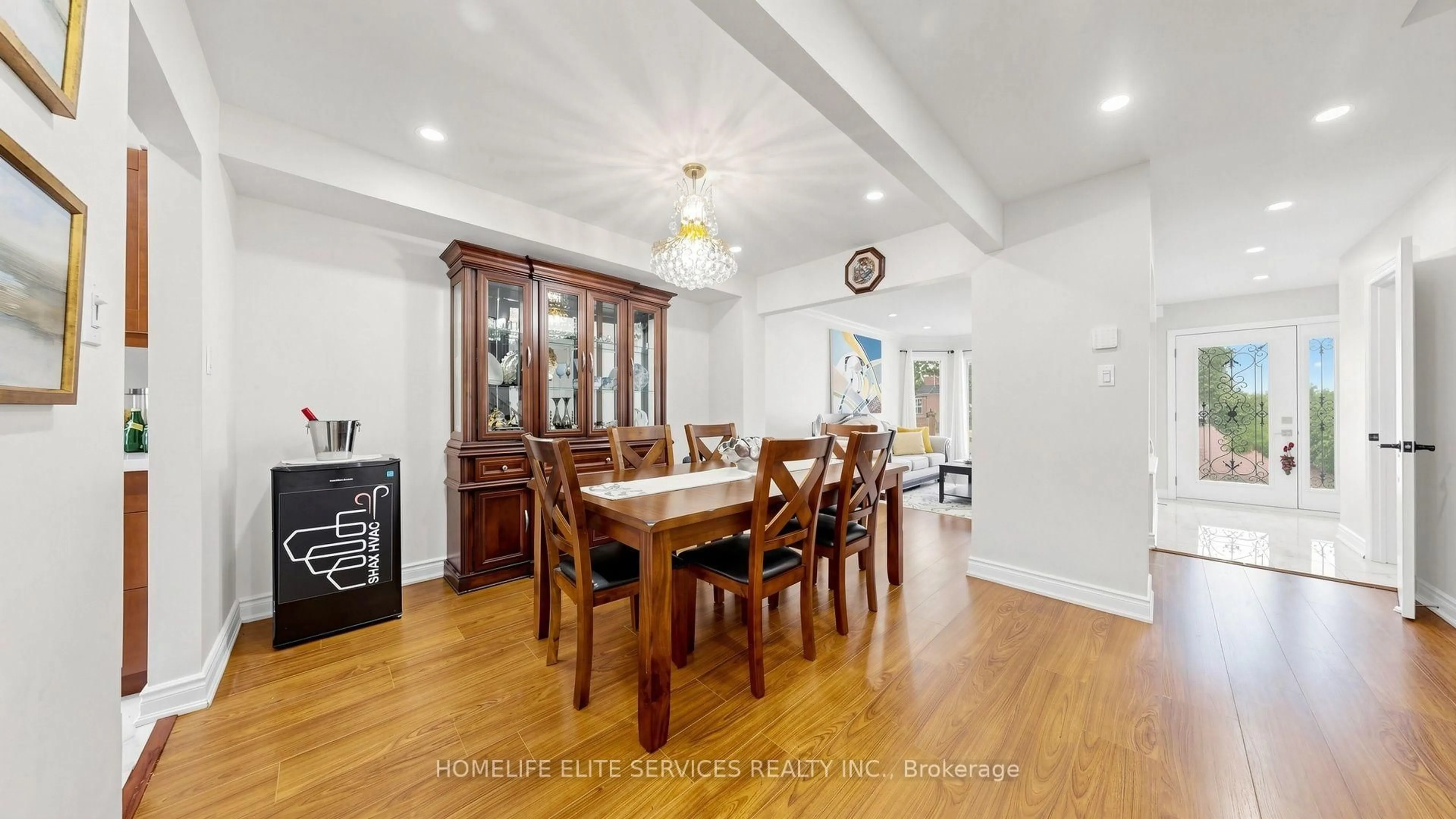 Dining room, unknown for 54 Fearn Cres, Ajax Ontario L1S 5L4